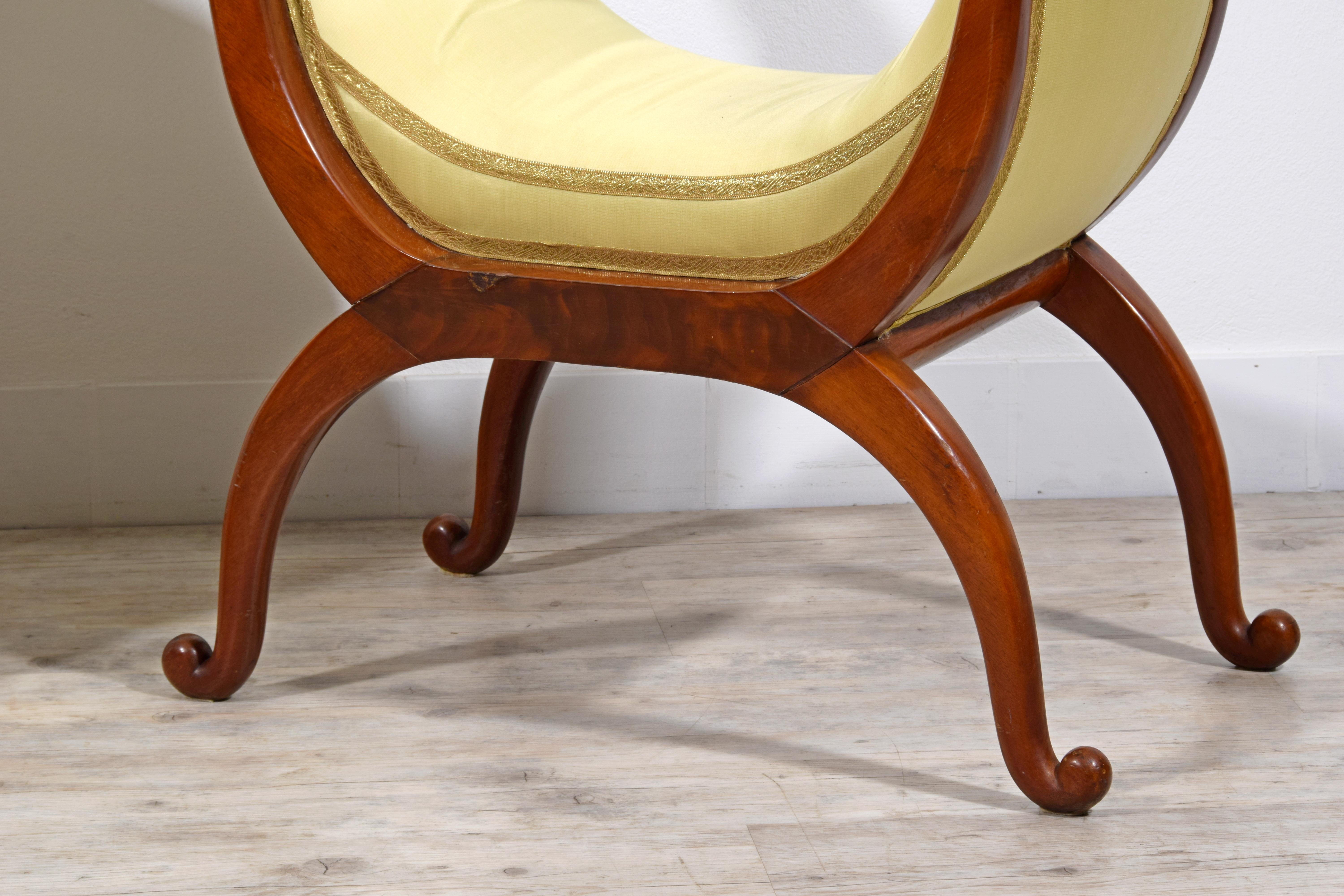 XIXe siècle, Quatre tabourets en bois curule de Toscane en vente 11