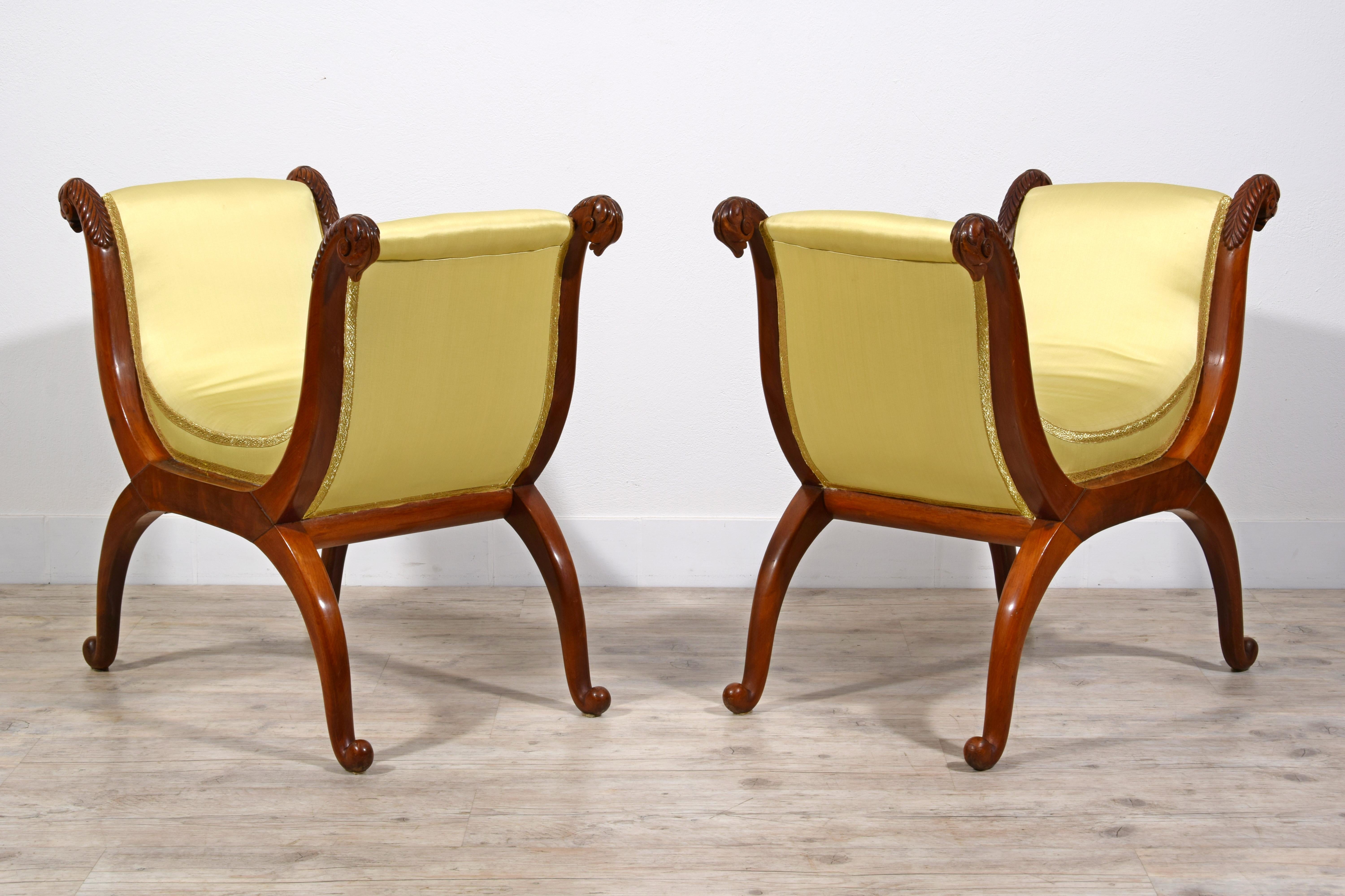 XIXe siècle, Quatre tabourets en bois curule de Toscane en vente 2