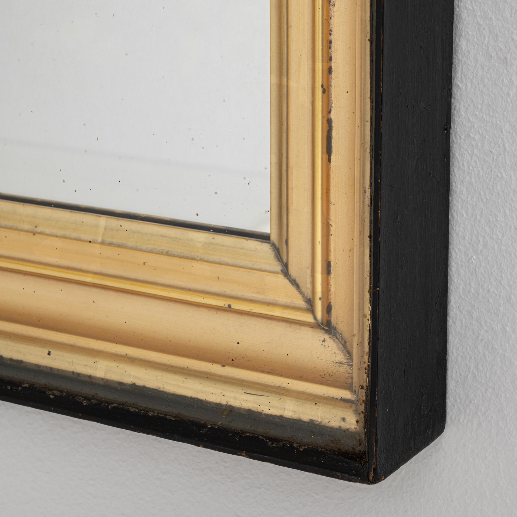 Miroir en bois patiné, noir et doré, France 19ème siècle en vente 3