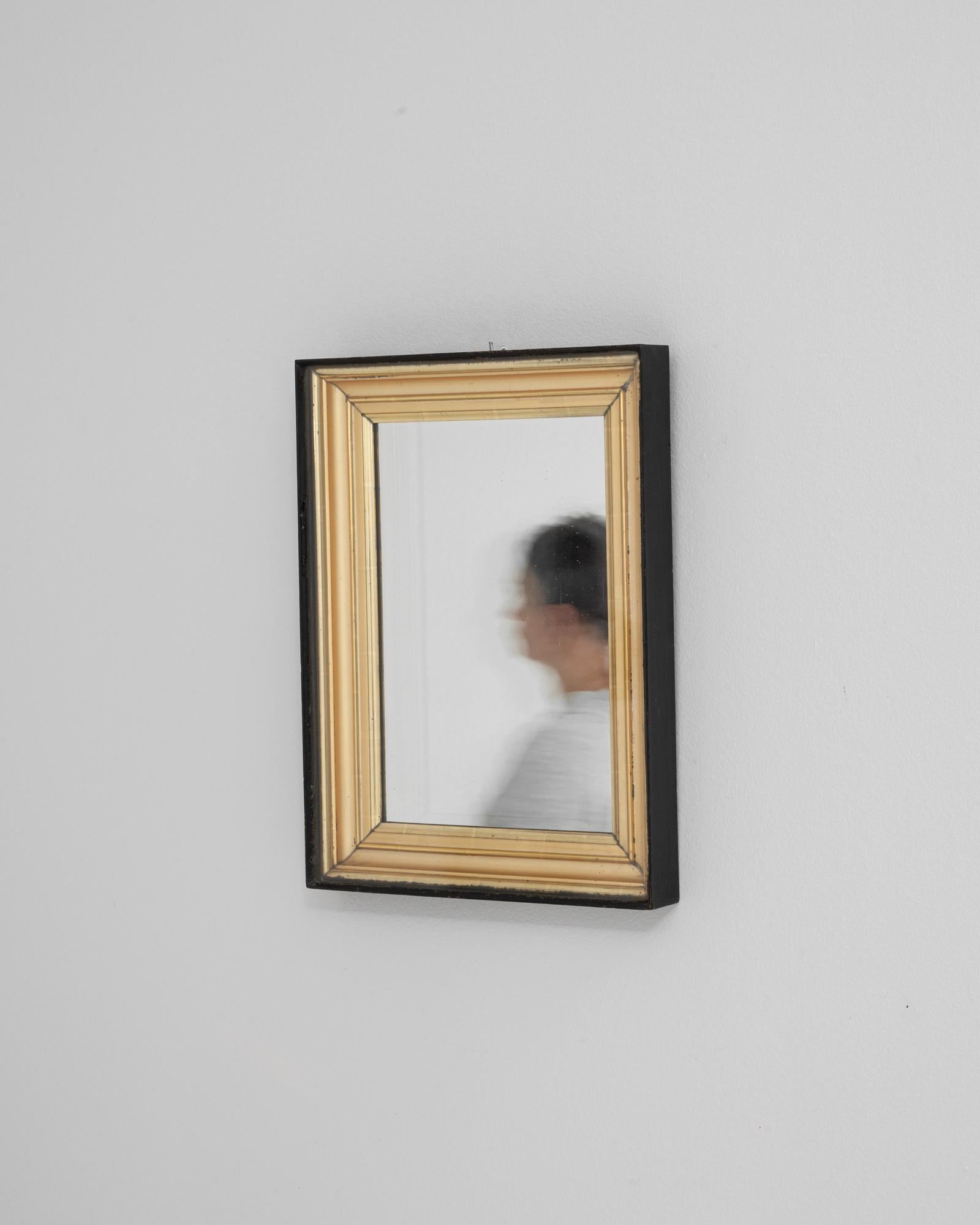 XIXe siècle Miroir en bois patiné, noir et doré, France 19ème siècle en vente