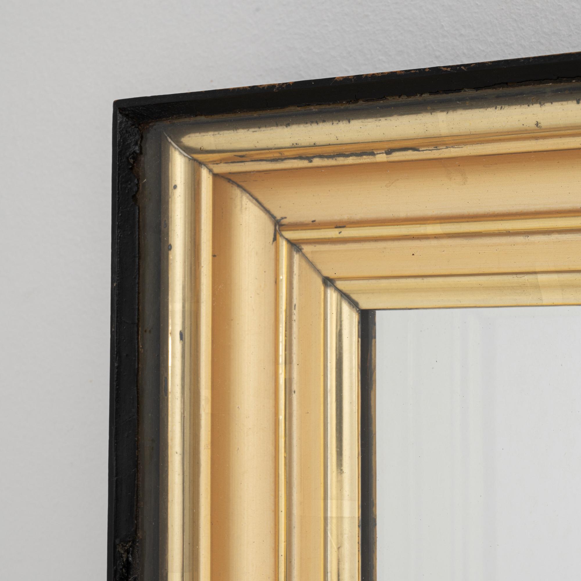 Miroir en bois patiné, noir et doré, France 19ème siècle en vente 2