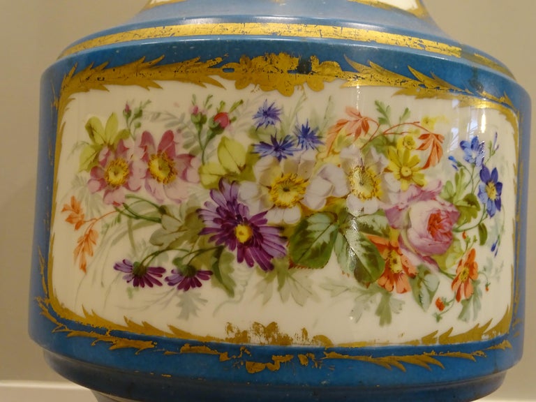 19th century France blue Porcelain Vase, centerpiece attributed to Sevrés For Sale 6