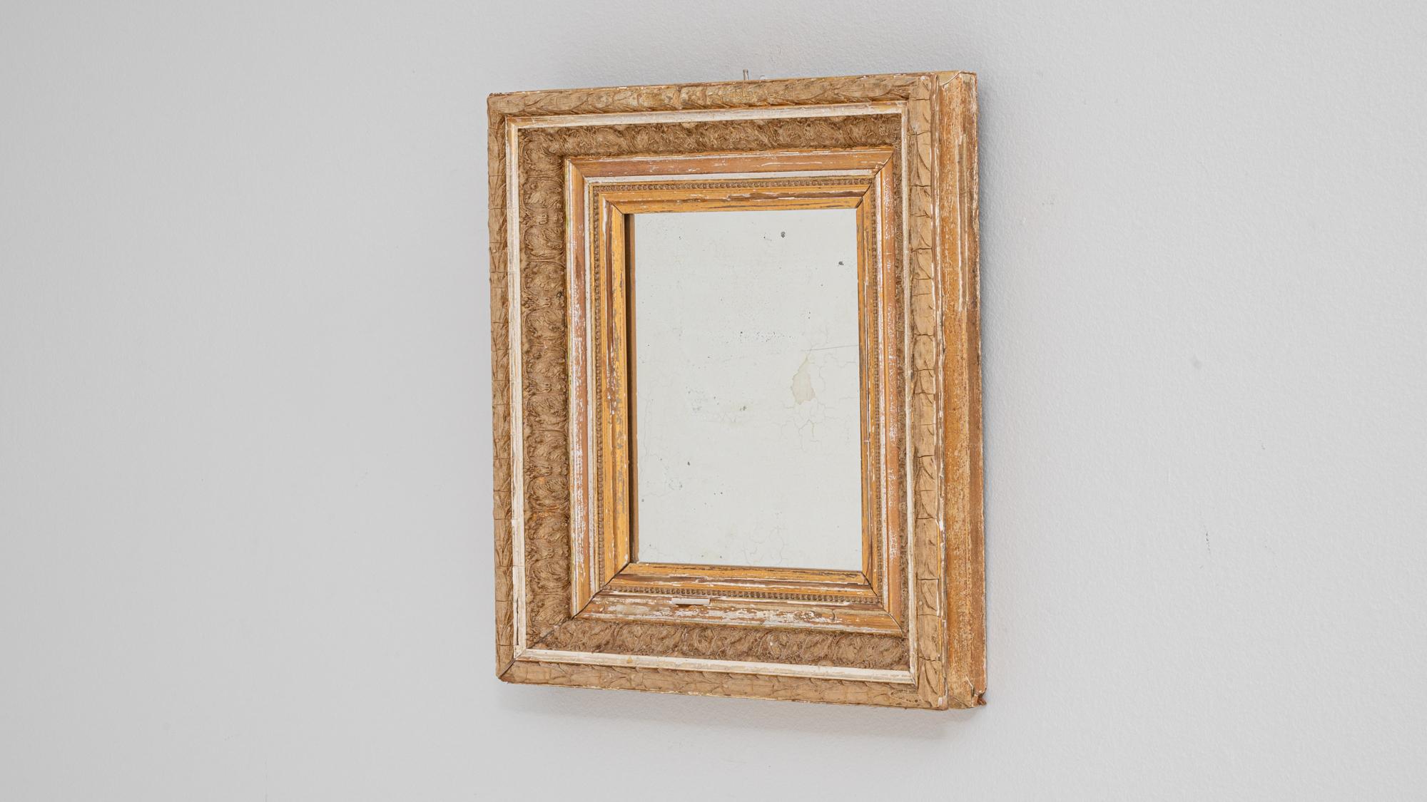 Miroir en bois doré, France, 19e siècle en vente 2