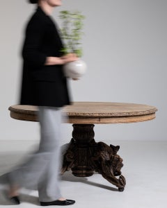 19th Century France Golden Oak Carved Oak Pedestal Dining Table