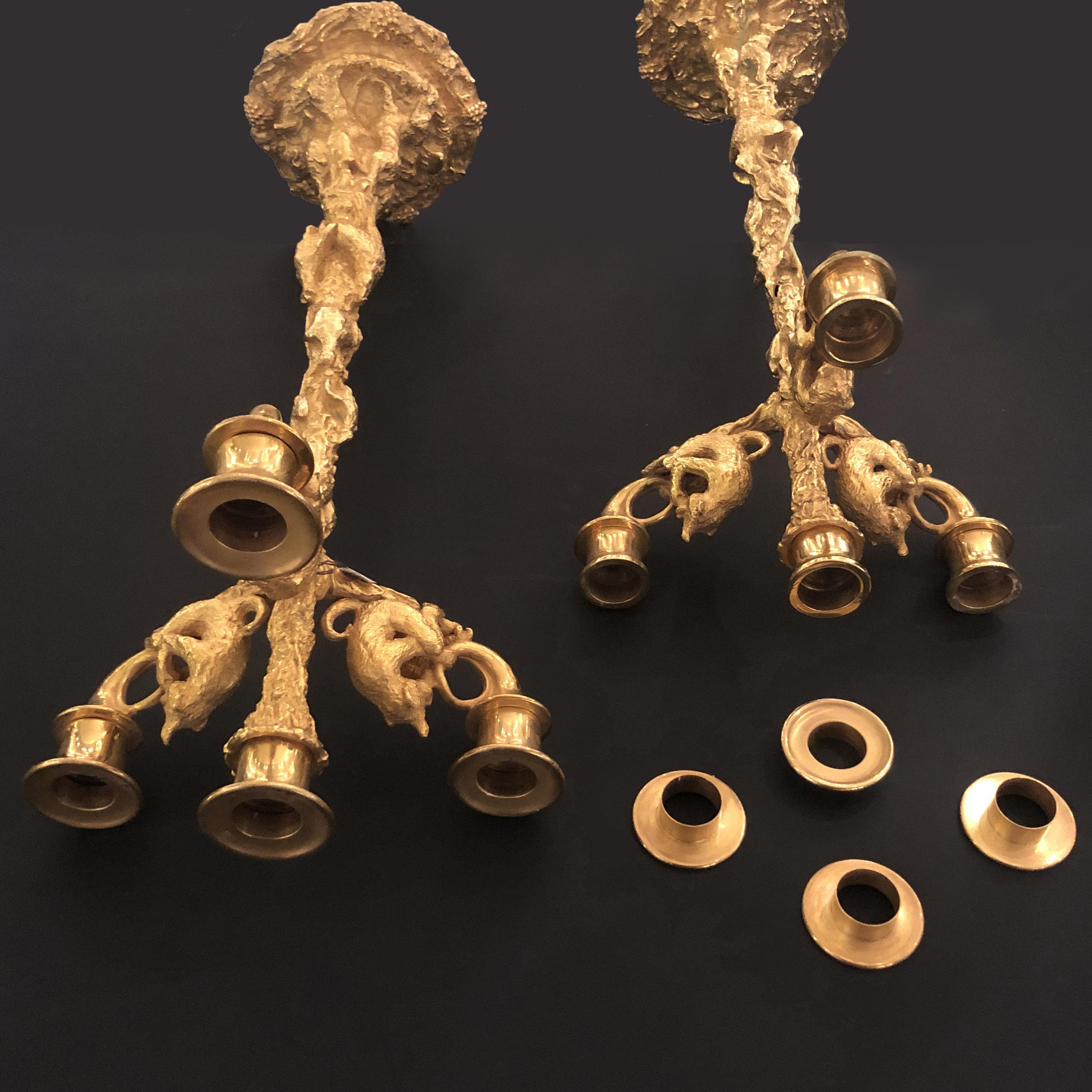 Paar Kandelaber aus satinierter Bronze aus dem 19. Jahrhundert im Zustand „Gut“ im Angebot in Paris, FR