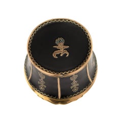 19th Century French 18-Karat Gold-Mounted Snuff Box, circa 1800