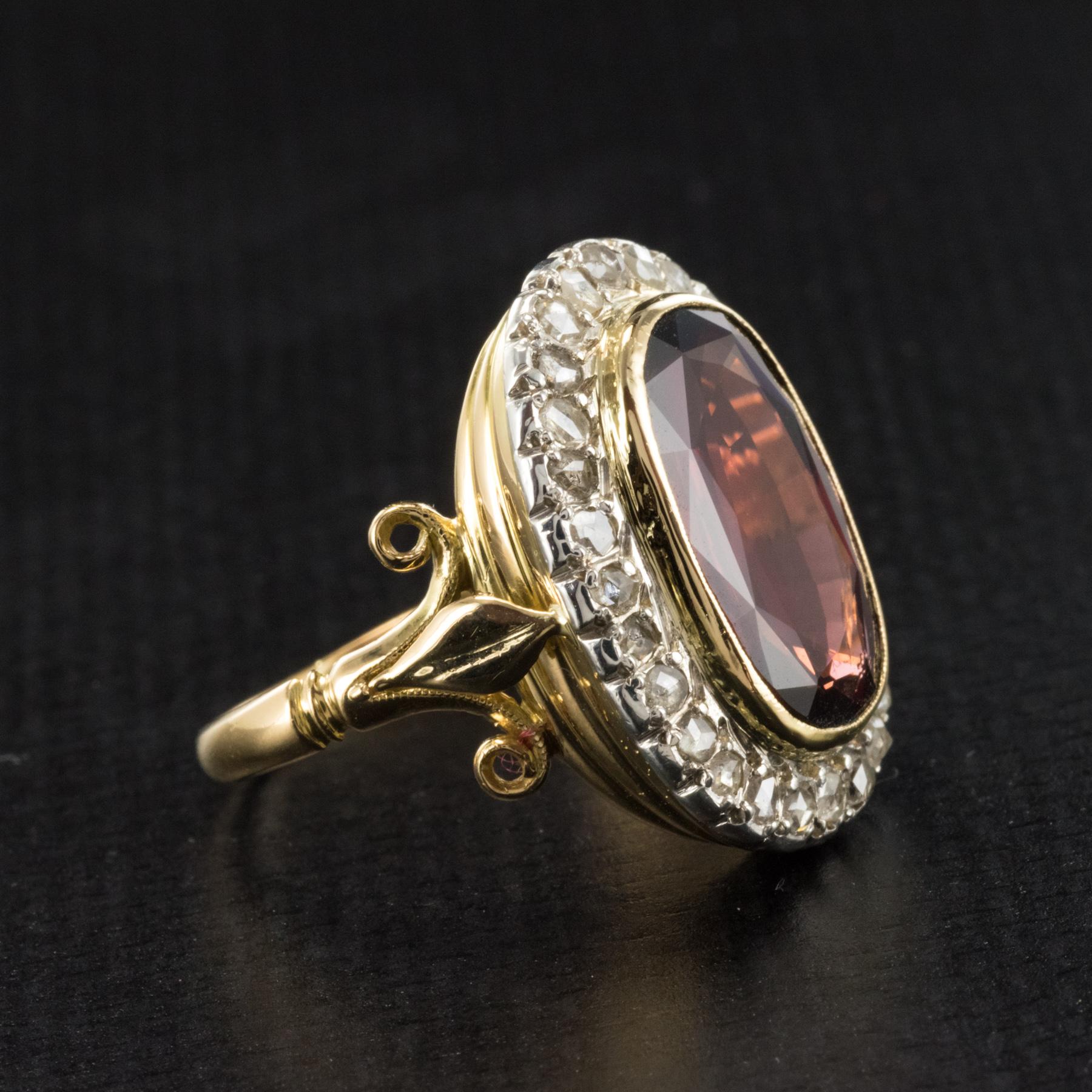 Women's 19th Century French 4.50 Carat Garnet Rose Cut Diamonds Antique Ring