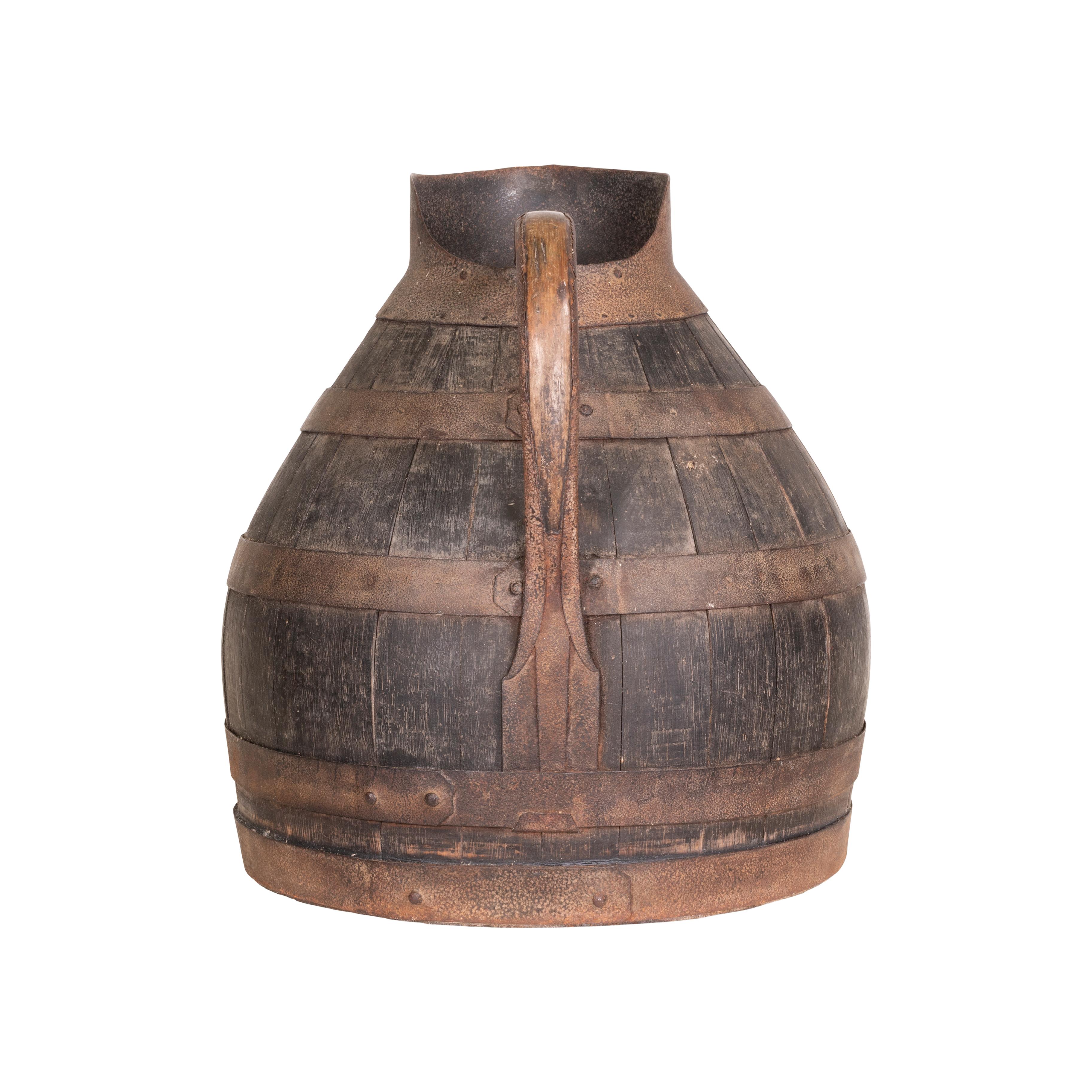 Französischer Alascianischer Weinkrug aus dem 19. Jahrhundert im Zustand „Gut“ im Angebot in Coeur d'Alene, ID