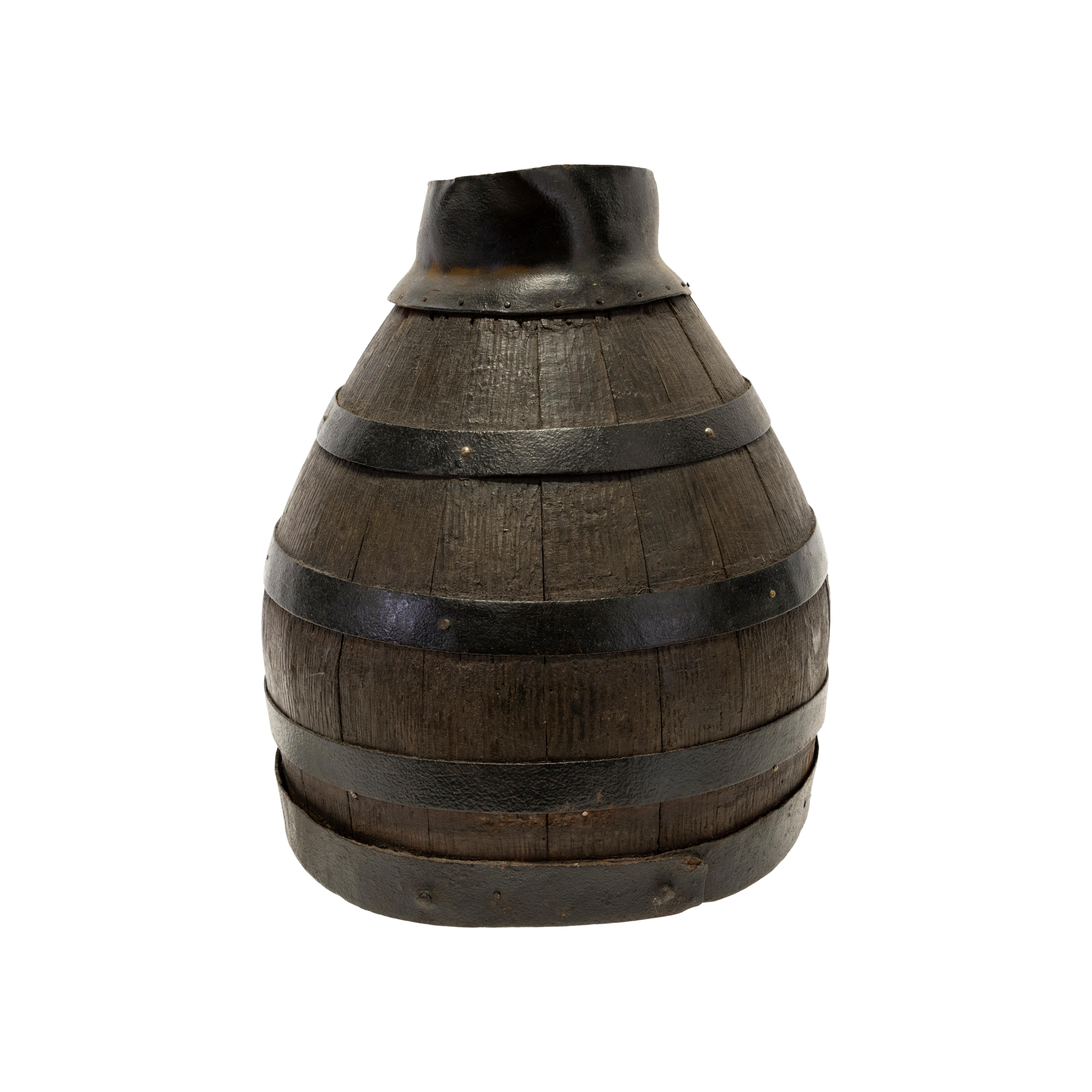 Französischer Alascianischer Weinkrug aus dem 19. Jahrhundert im Zustand „Gut“ im Angebot in Coeur d'Alene, ID