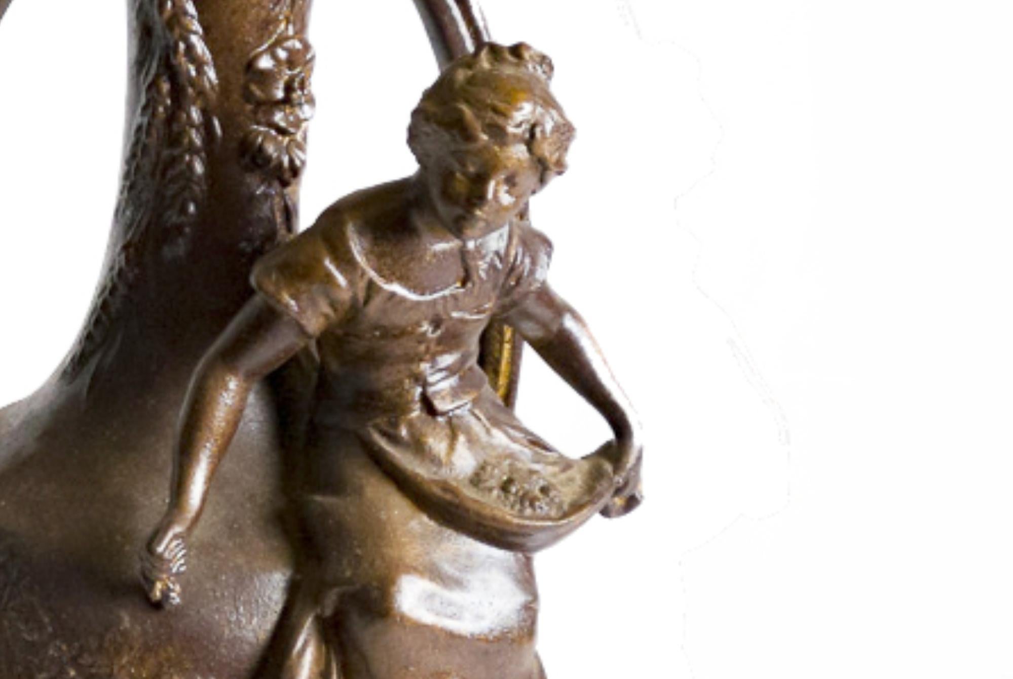 Ánfora francesa del siglo XIX de François Moreau - Estilo Napoleón III Metal en venta
