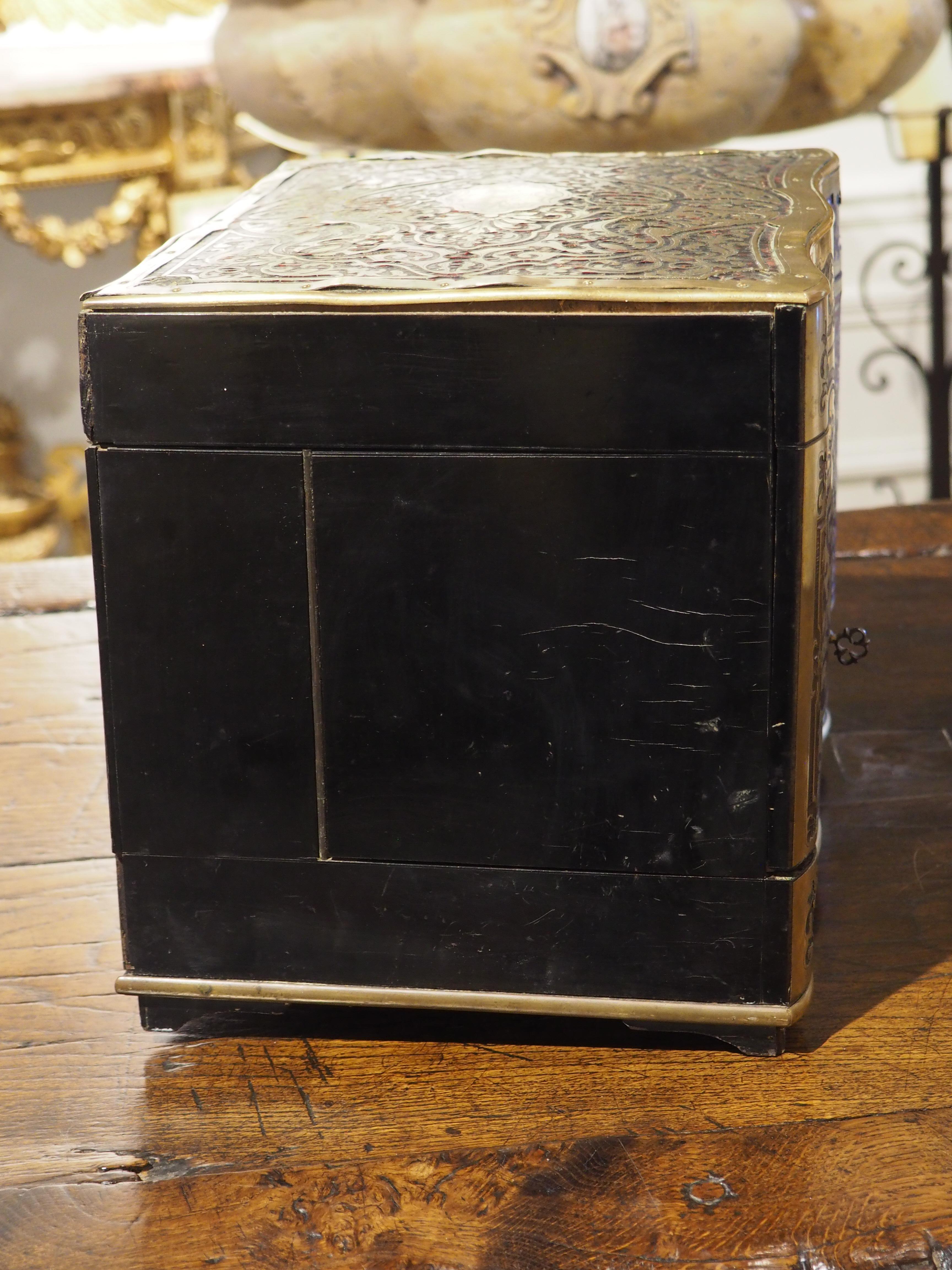 Cave à Liqueur française du 19ème siècle de style André-Charles Boulle en vente 6