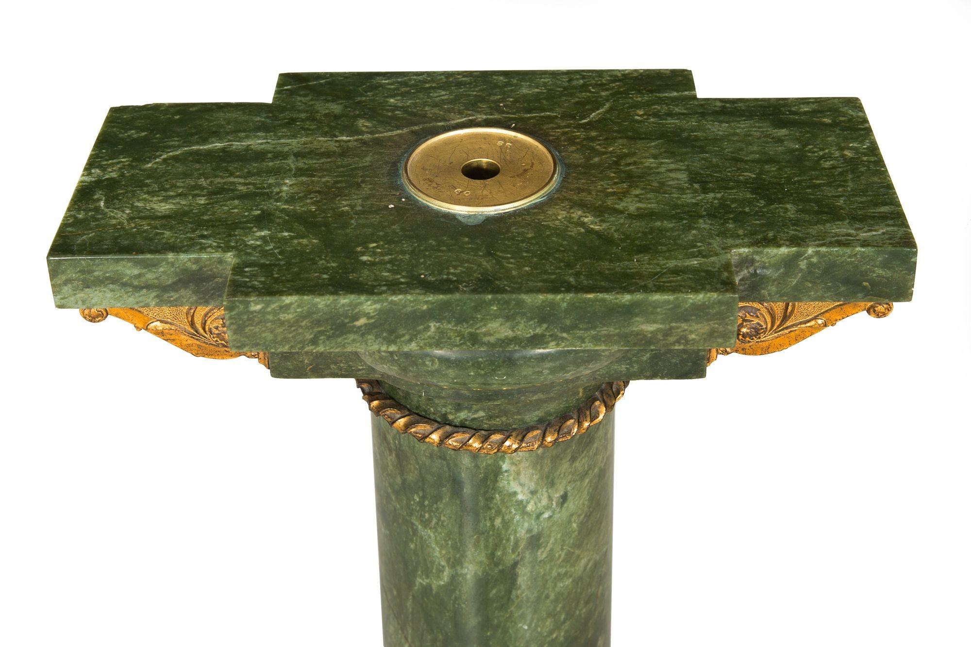 19th Century French Antique Neoclassical Green Marble Pedestal Column For Sale 1