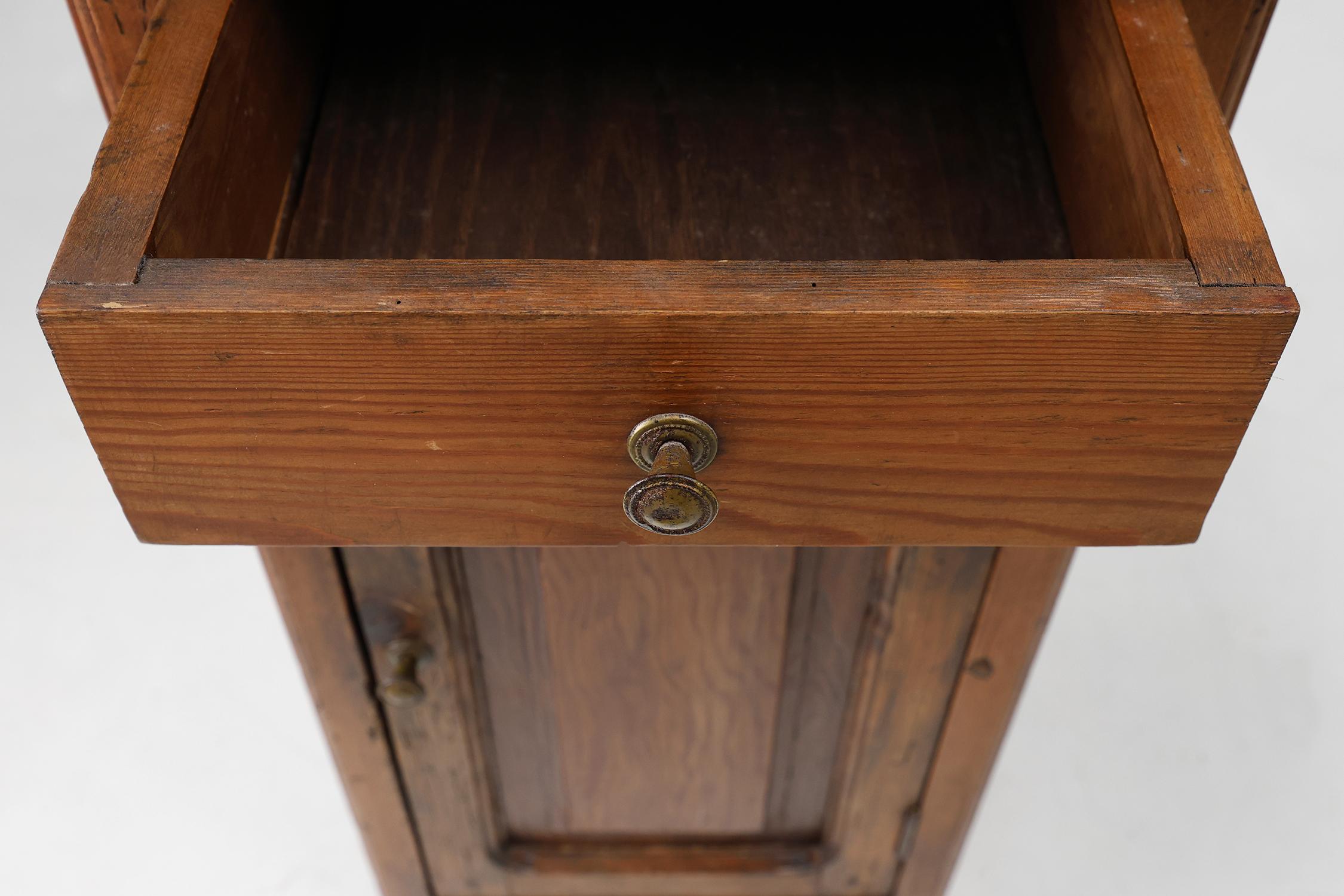 19th Century French antique nightstand in solid pine wood For Sale 1