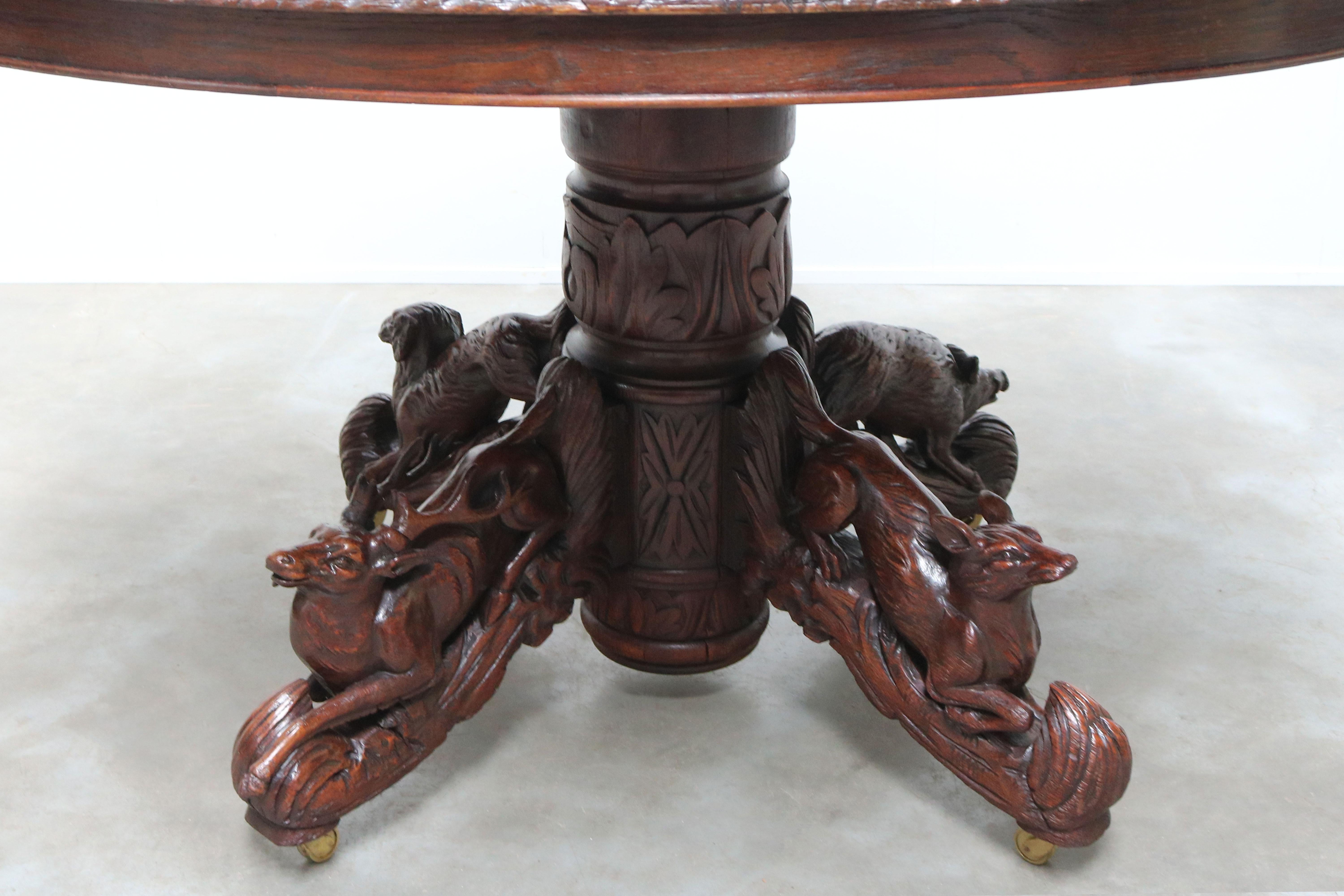 Carved 19th Century French Antique Oak Oval Dining Hunt Table Black Forest Animal Lodge