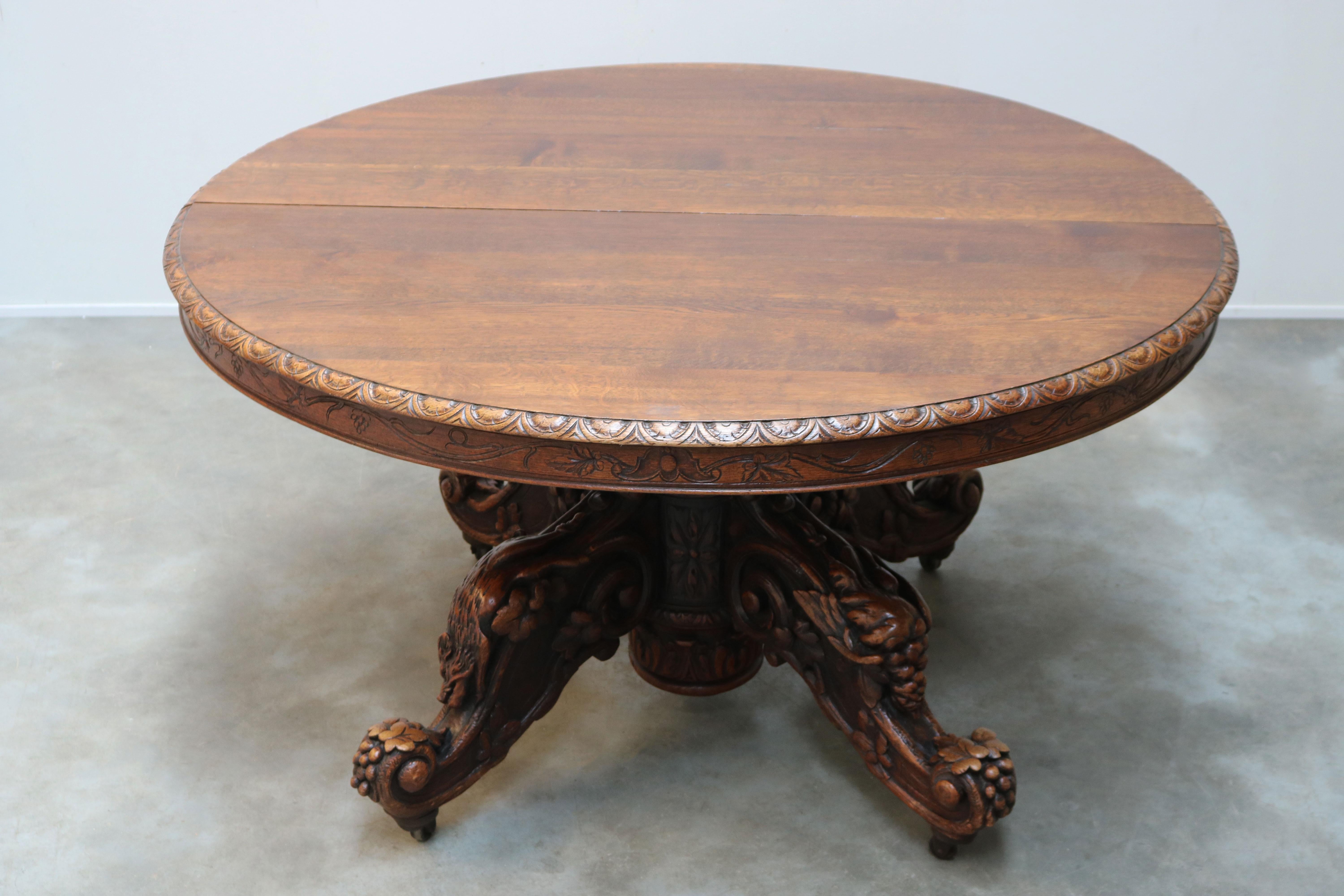 19th Century French Antique Oak Oval Dining Hunt Table Black Forest Hunt Trophy For Sale 14