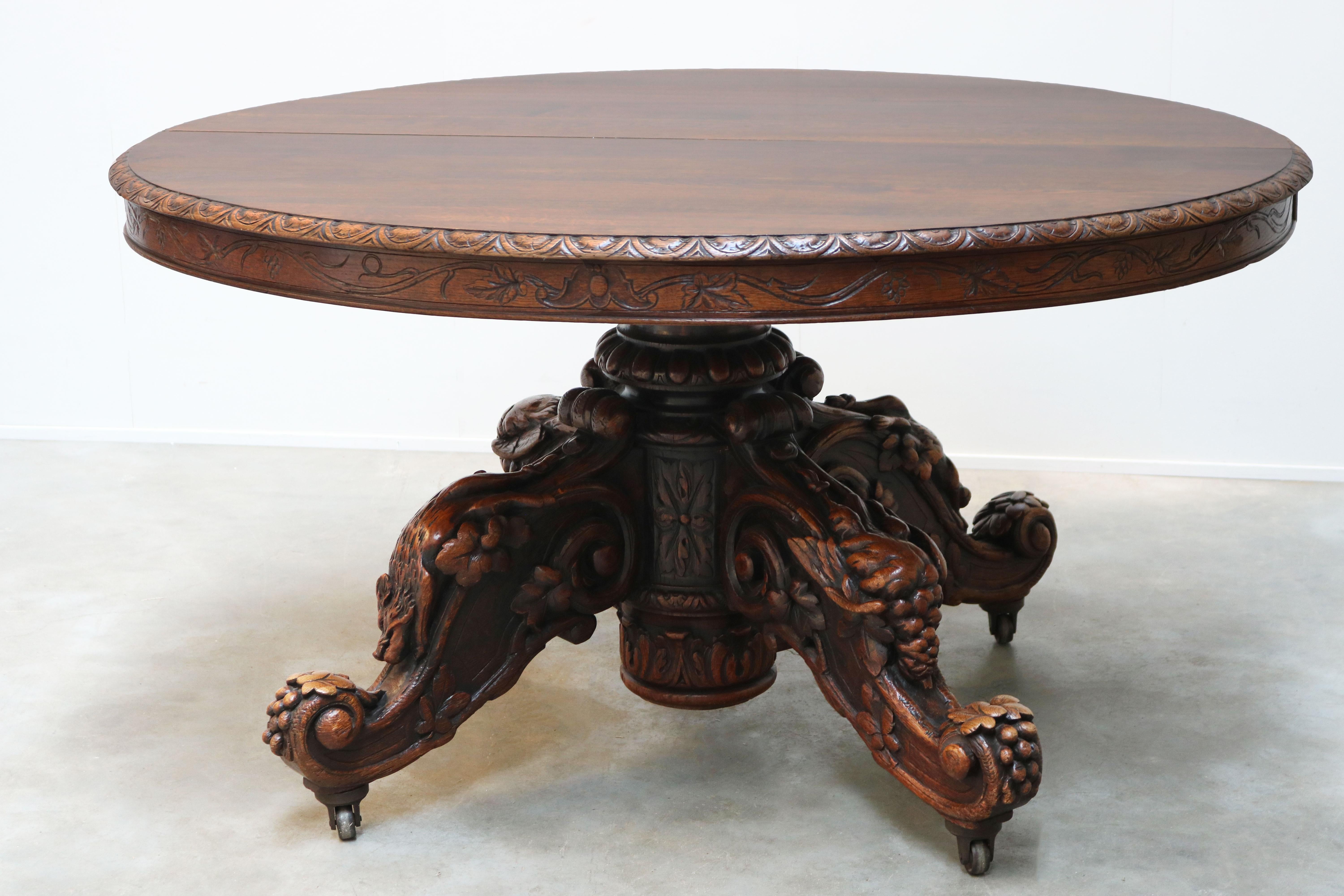 19th Century French Antique Oak Oval Dining Hunt Table Black Forest Hunt Trophy For Sale 15