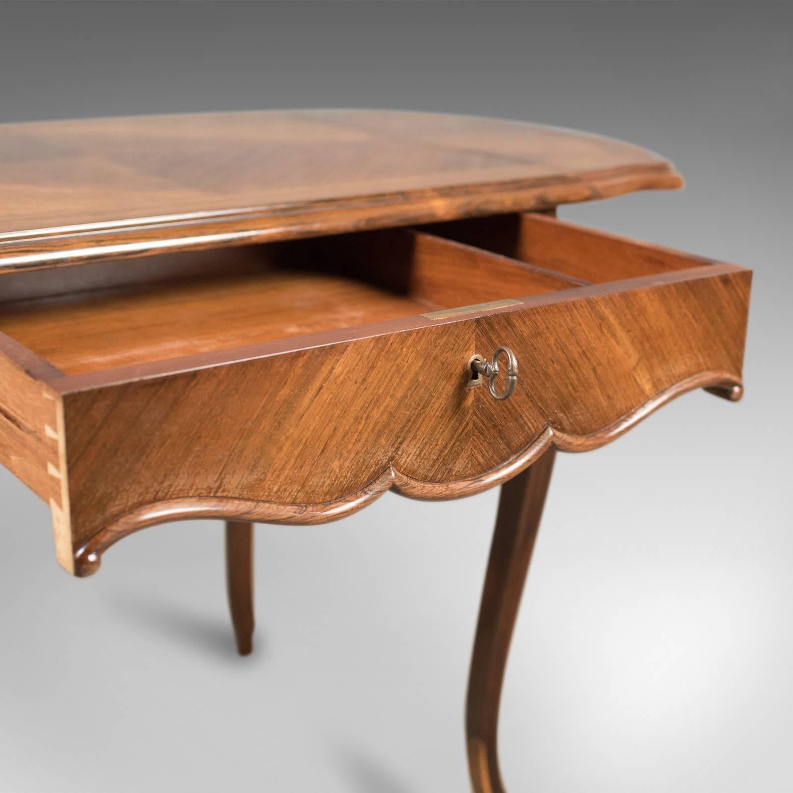 table de canapé ancienne du 19ème siècle:: Kingwood Drop Flap Occasional en vente 2