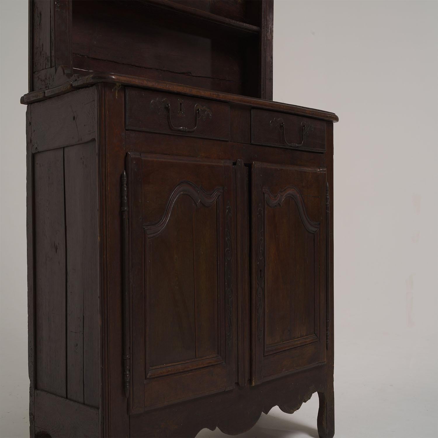 19th Century French Antique Vaisselier - Two Door Oakwood Buffet Cabinet For Sale 2