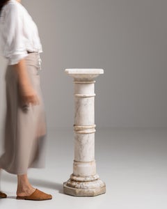 19th Century French Antique White Neoclassical Marble Pedestal