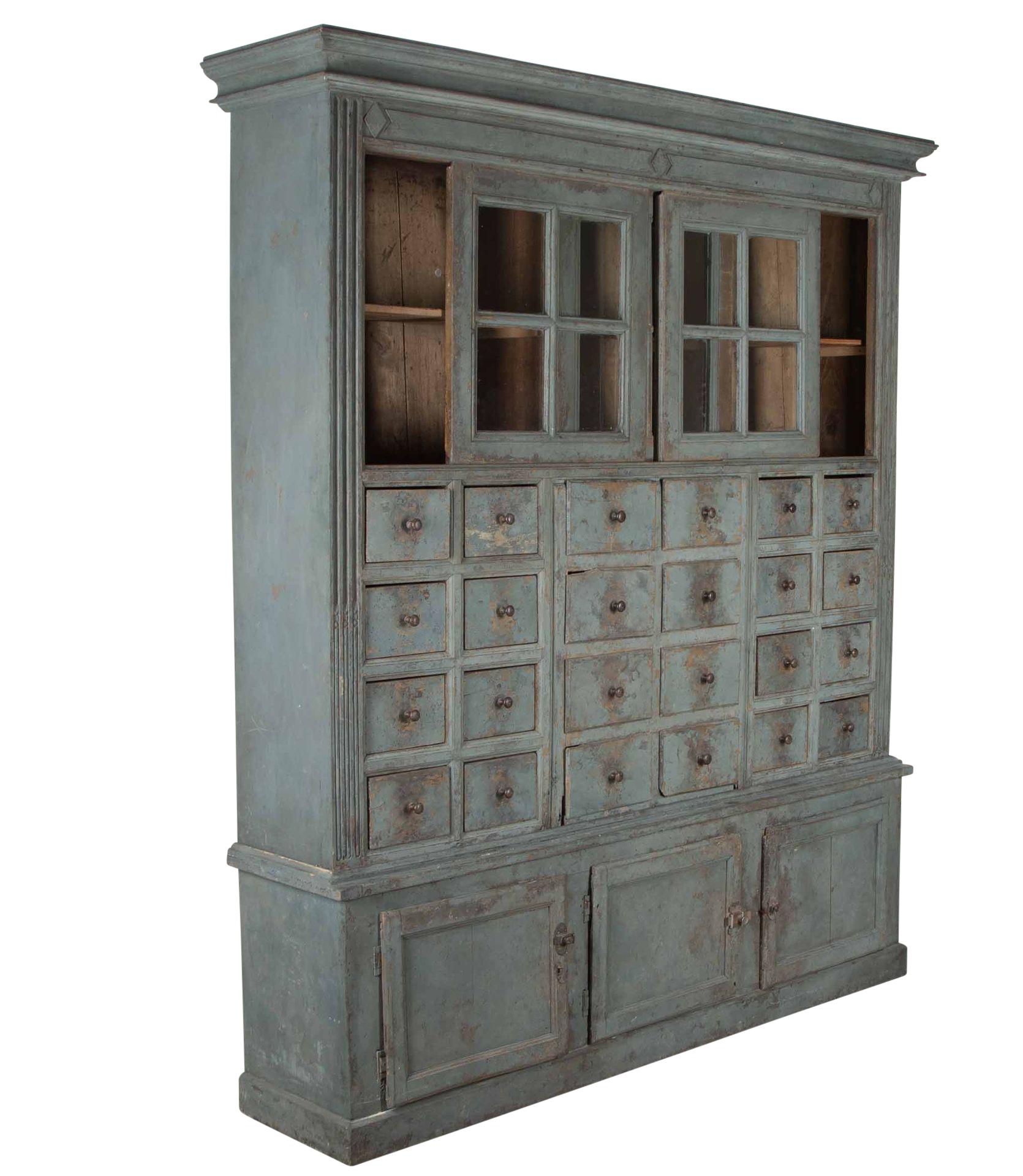 Cabinet d'apothicaire français du 19e siècle Bon état - En vente à Tetbury, Gloucestershire