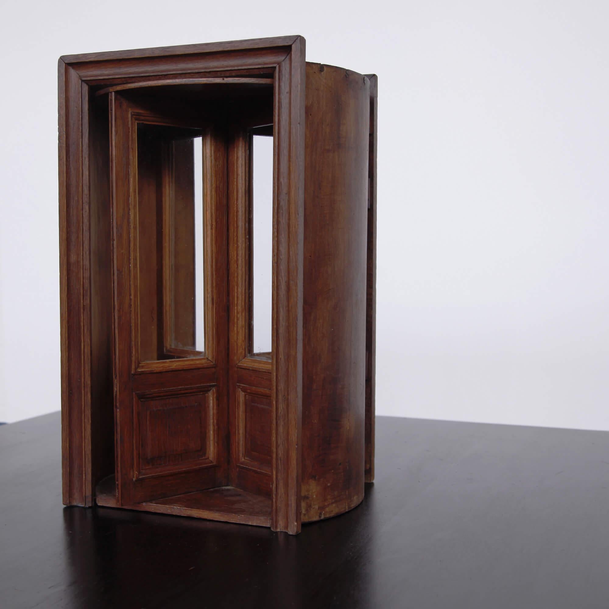 Français Modèle architectural français du XIXe siècle de portes tournantes en vente