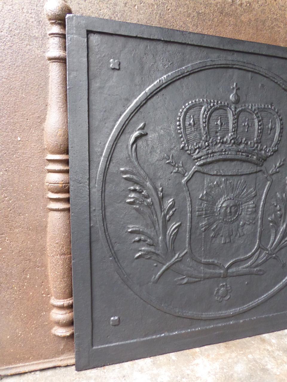 19th Century French 'Arms of France' Fireback In Good Condition In Amerongen, NL