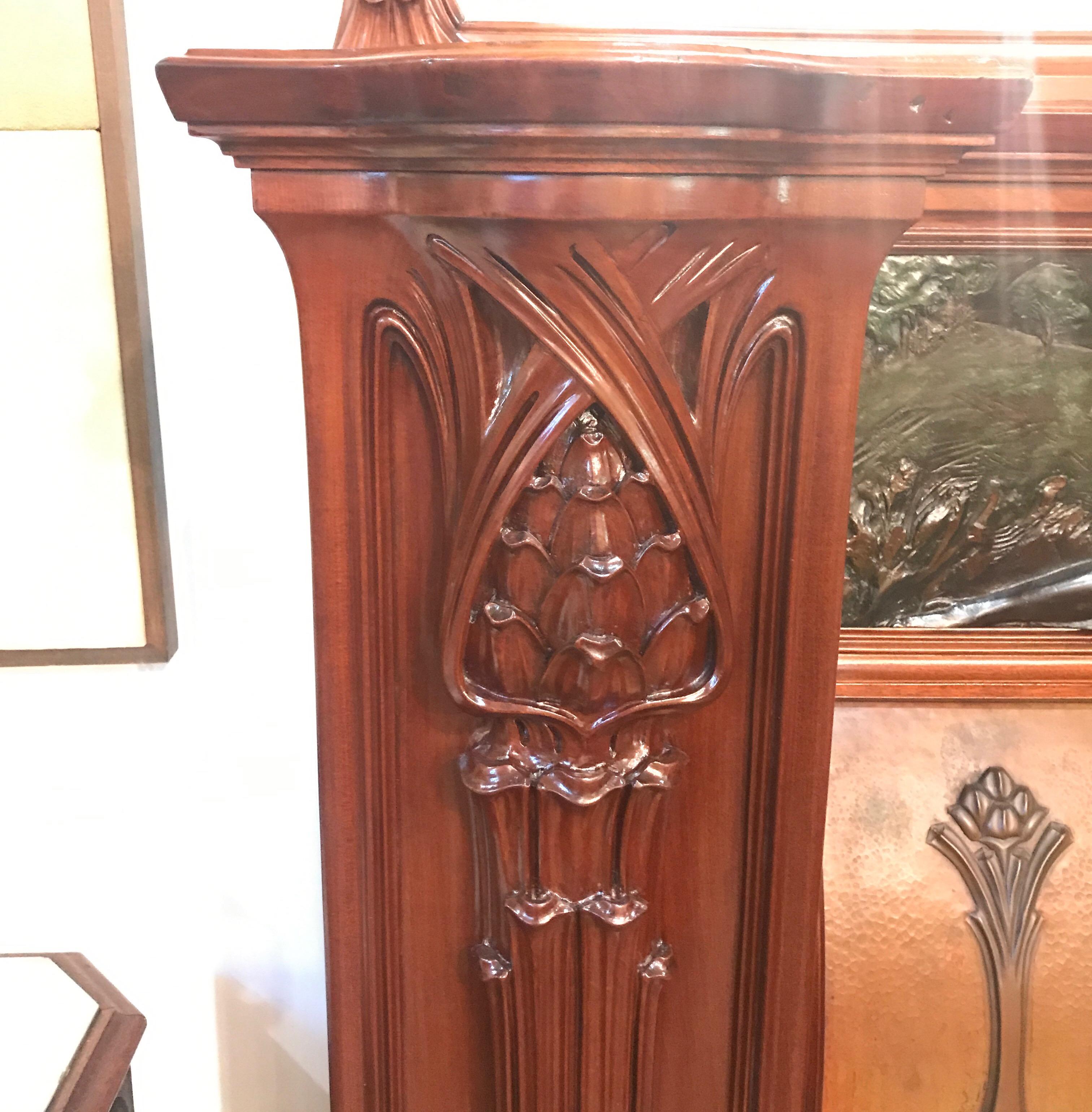 19th Century French Art Nouveau Fireplace Mantle with Mirror In Excellent Condition In Lambertville, NJ