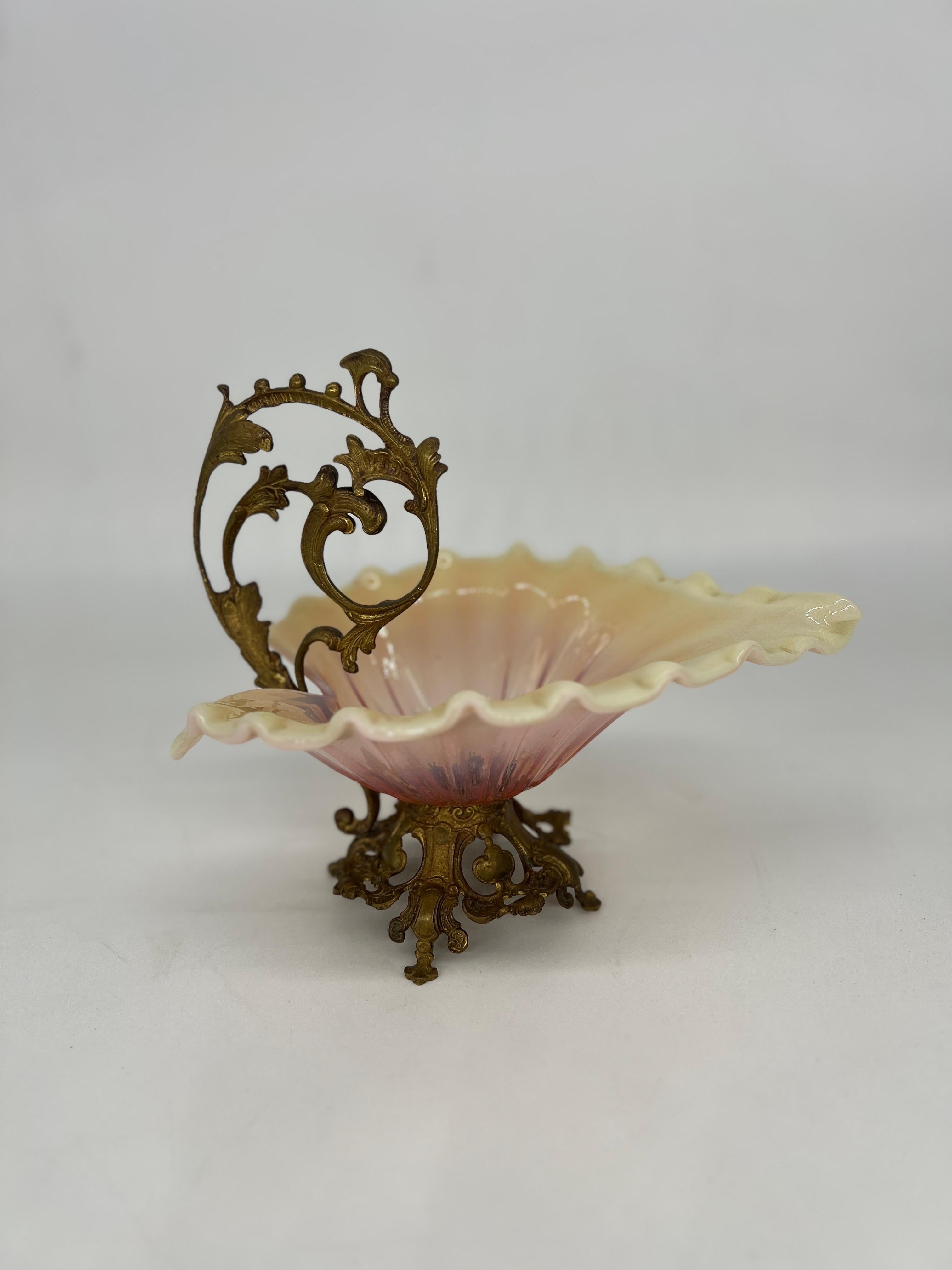 19th Century French Art Nouveau Gilt Bronze Mounted Opalescent Glass Basket For Sale 2
