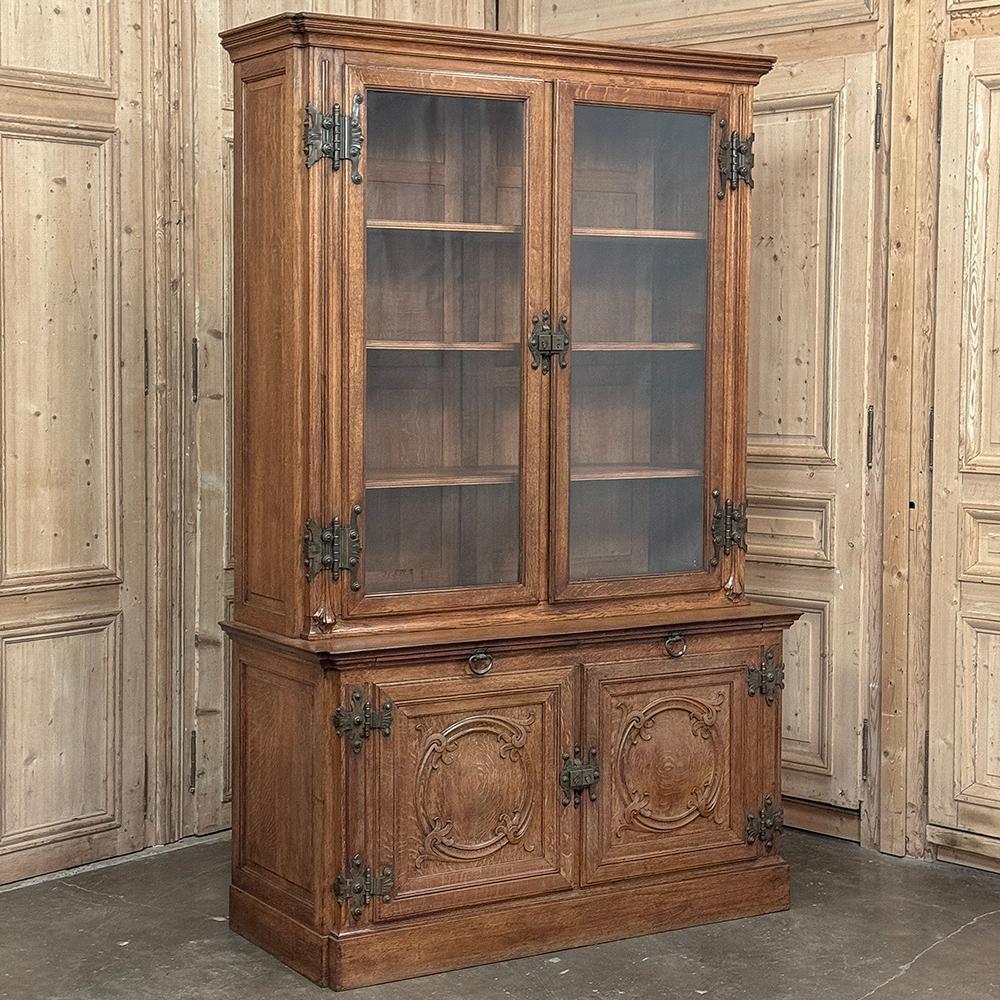 Hand-Carved 19th Century French Art Nouveau Period Bookcase For Sale