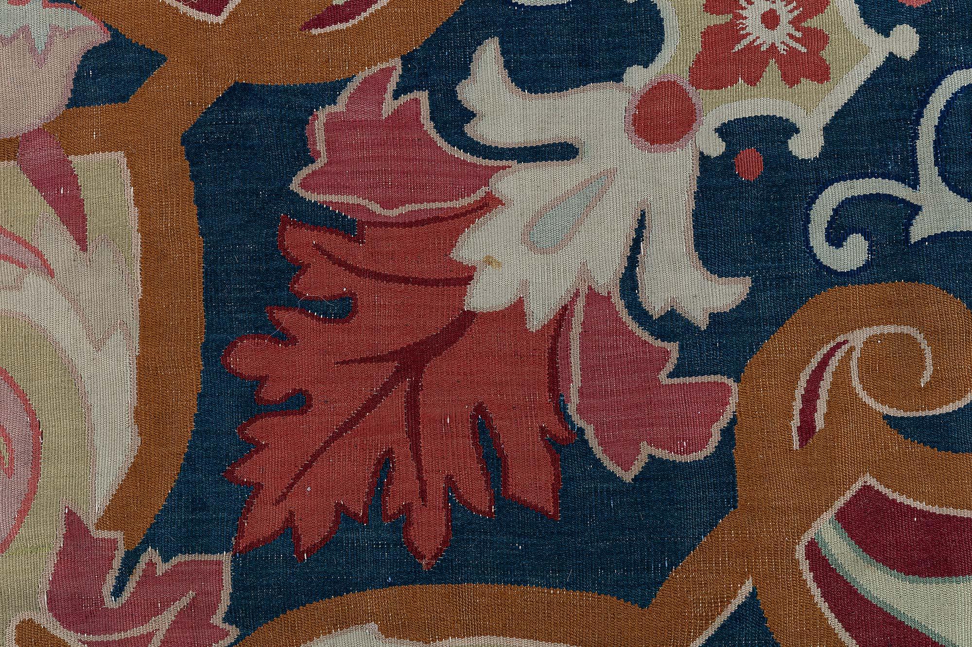 Französischer Aubusson-Teppich des 19. Jahrhunderts Doris Leslie Blau (Handgeknüpft) im Angebot