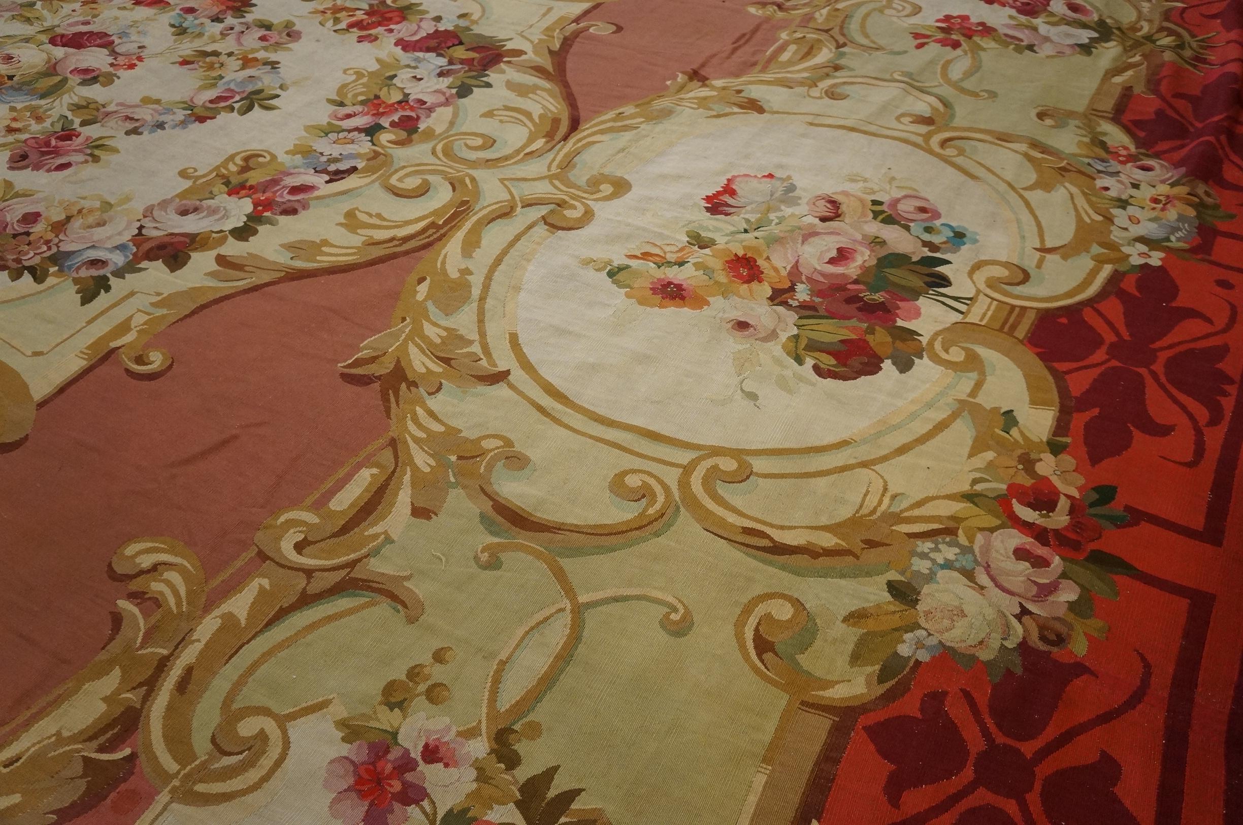 19th Century French Aubusson Carpet Napoleon III Period ( 18' x 27'-548 x 823 ) For Sale 4