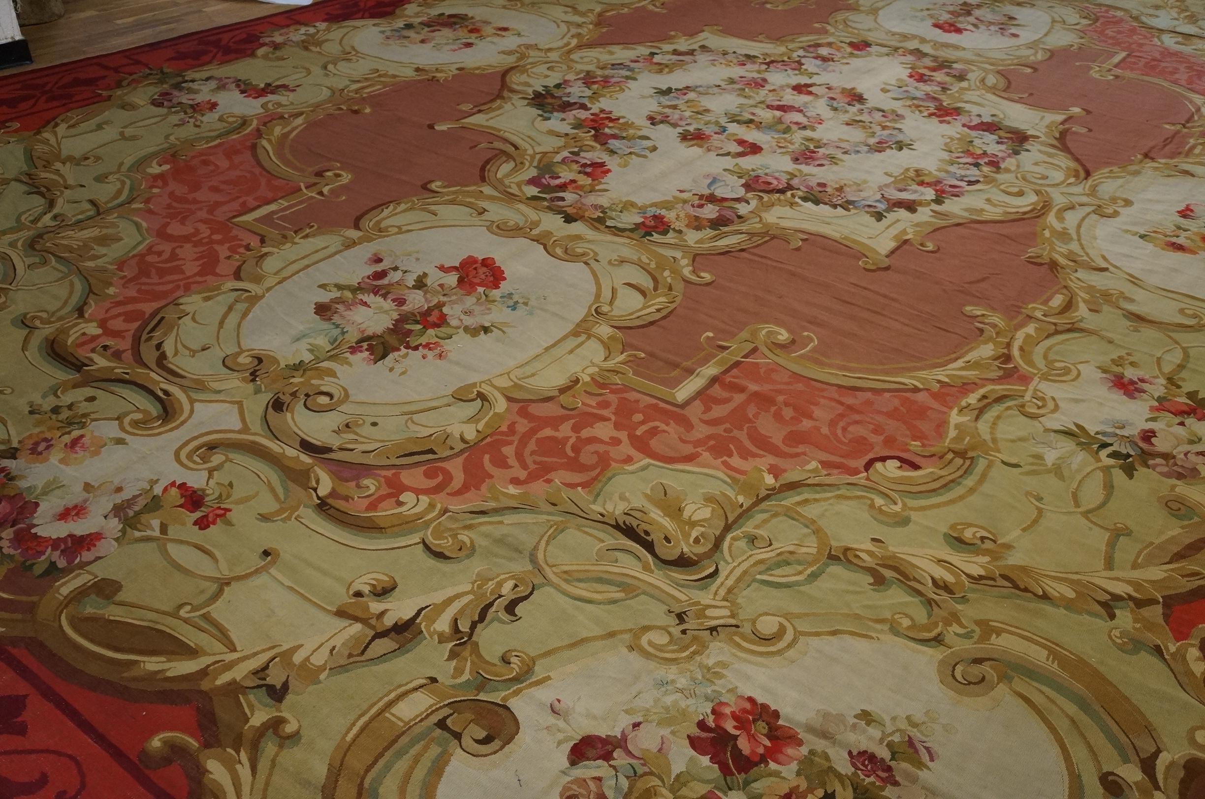 Tappeto Aubusson francese del XIX secolo, periodo Napoleone III ( 18' x 27'-548 x 823 ) in vendita 5
