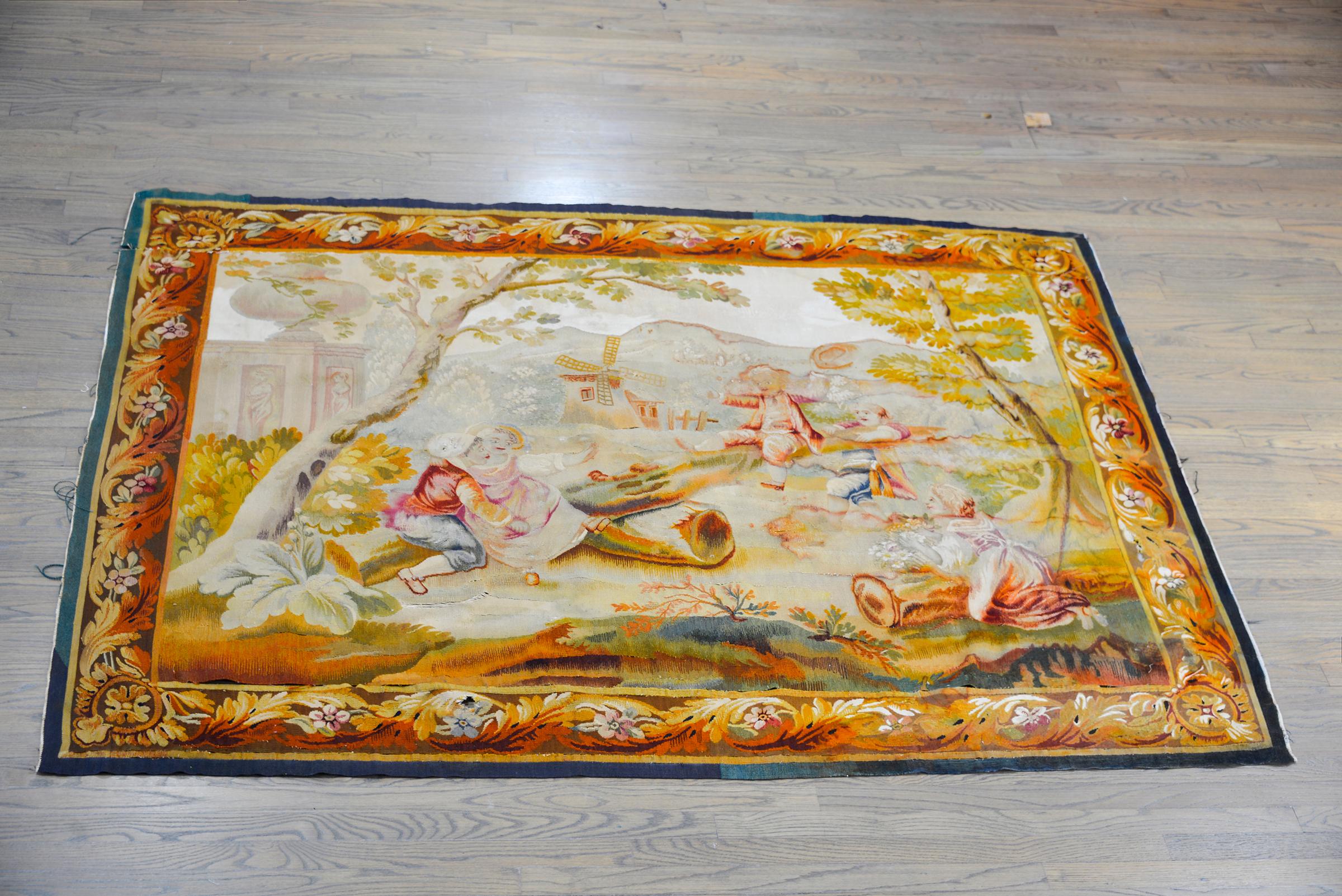 19th Century French Aubusson Rug For Sale 8