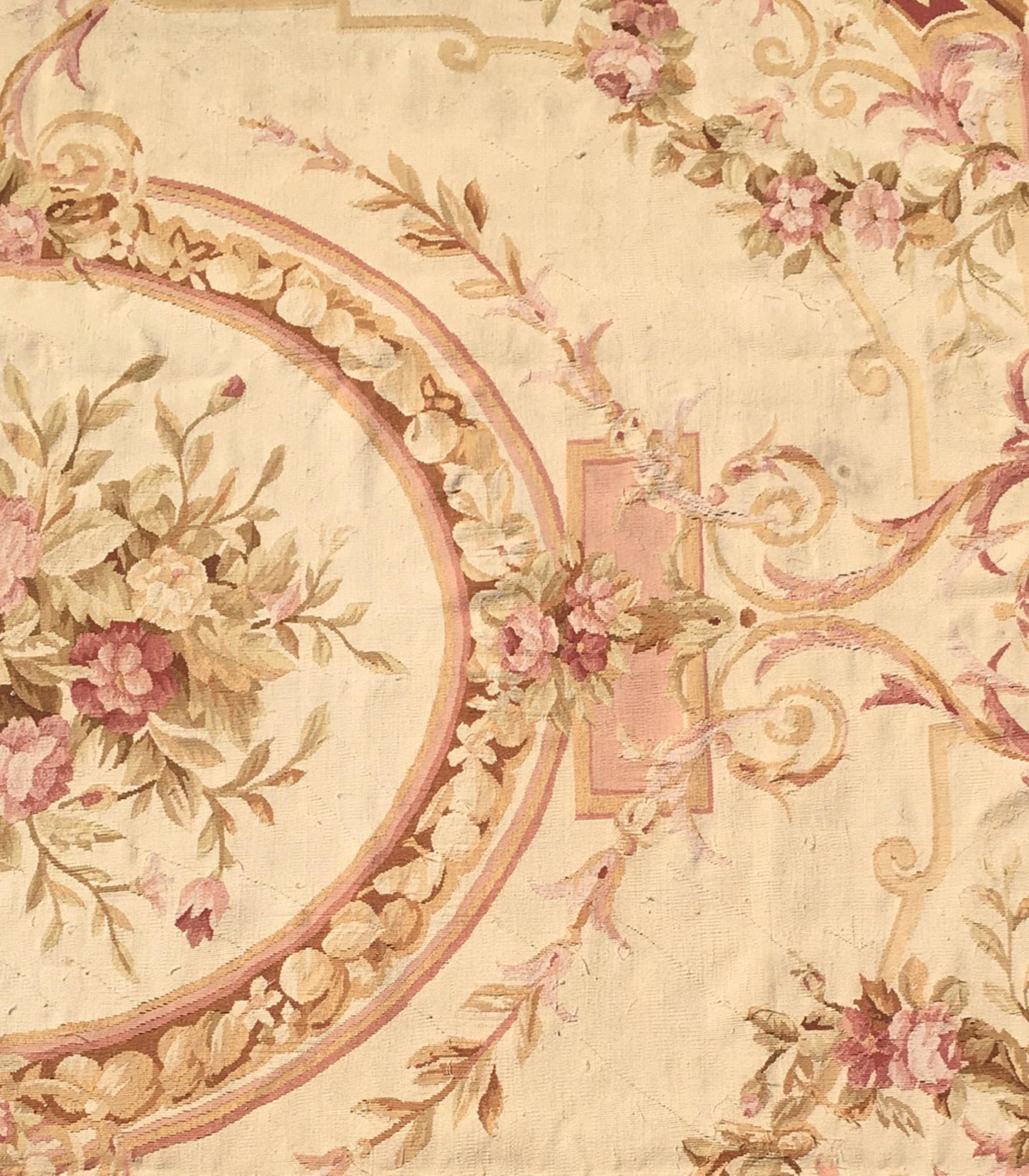 19th Century French Aubusson Rug, Napoleon III For Sale 6