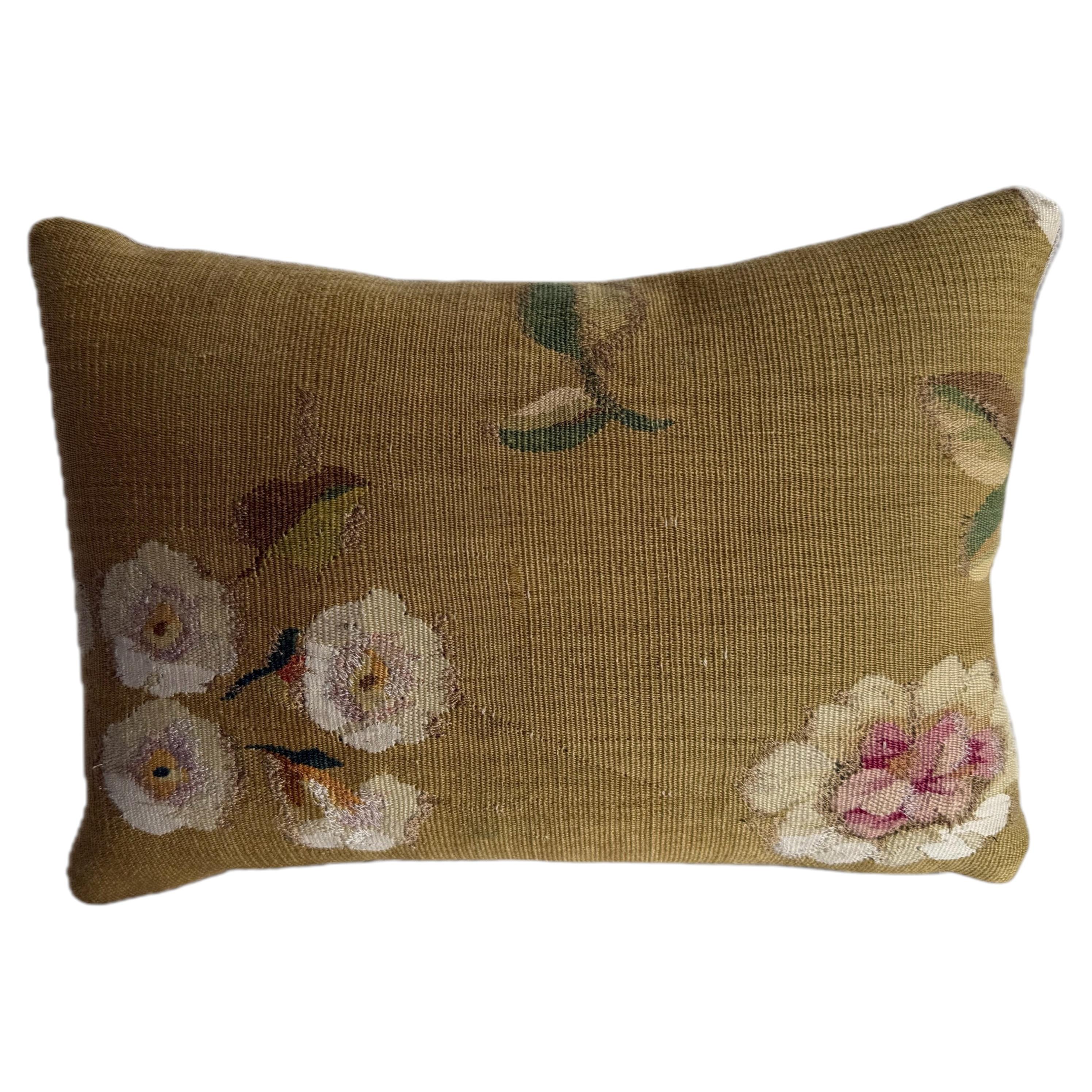 Cuscino decorativo con arazzo francese di Aubusson del XIX secolo: bouquet floreale