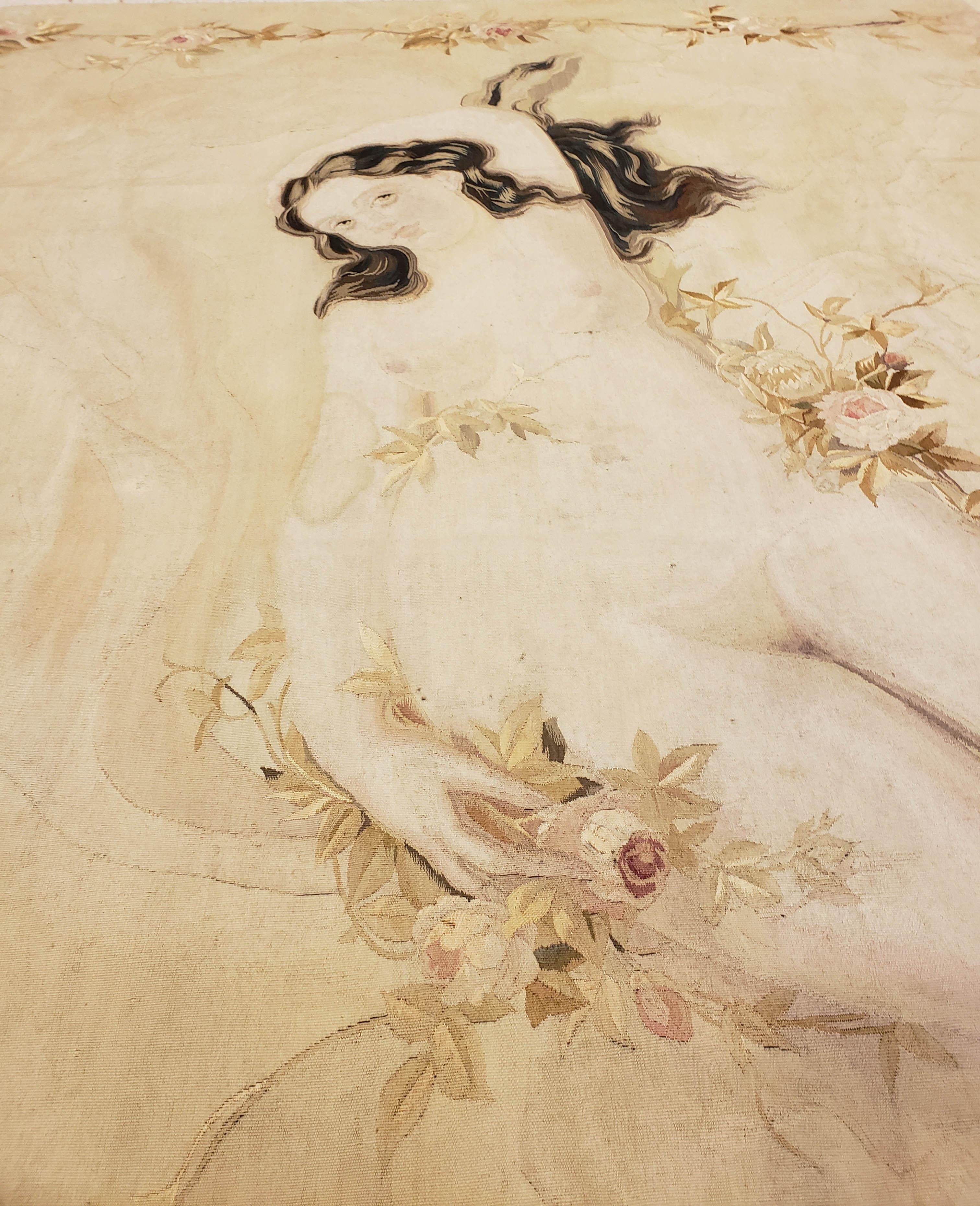 Noué à la main tapisserie d'Aubusson française du 19ème siècle:: finement tissée:: Femme nue:: couleurs douces en vente