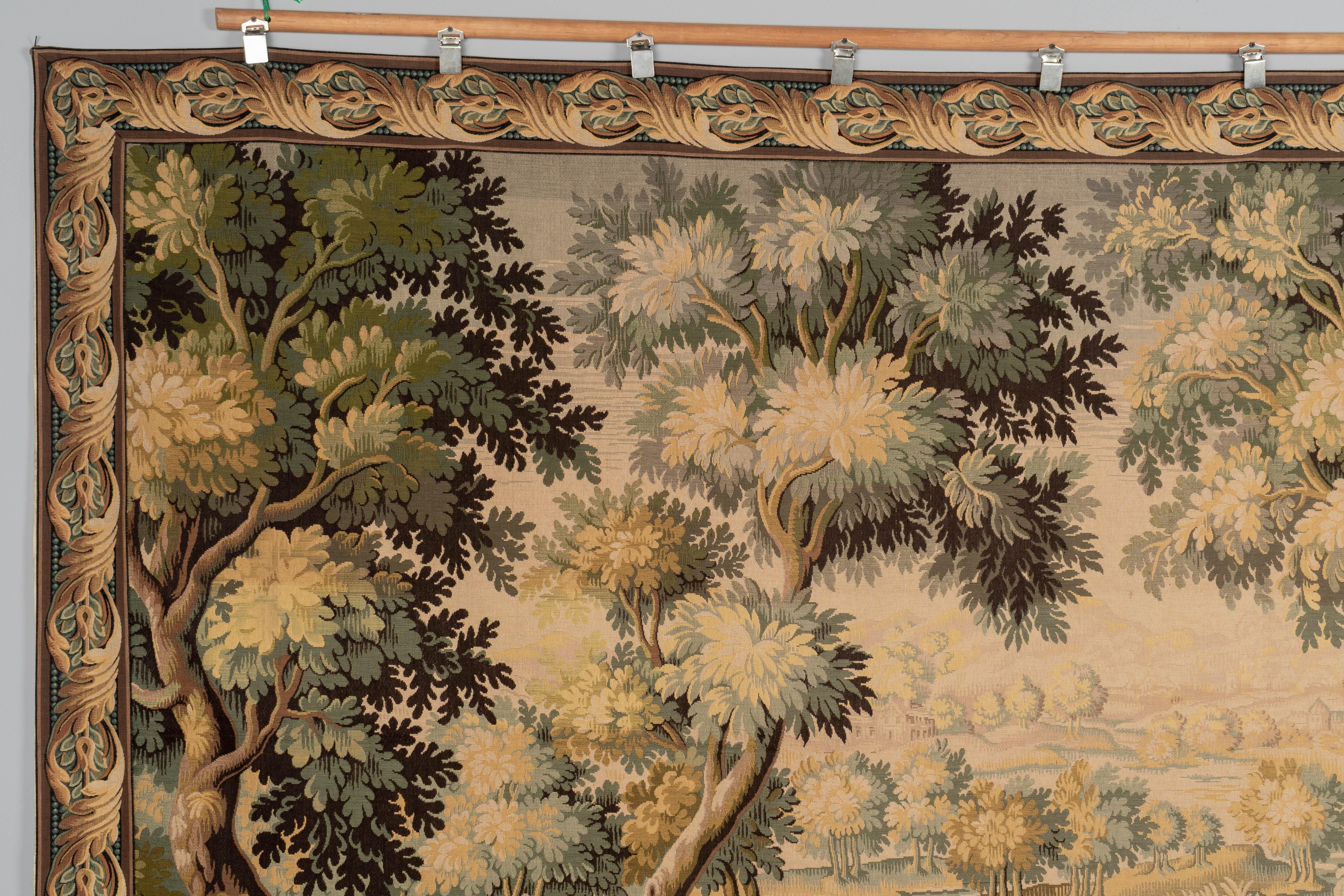 Französischer Aubusson Verdure-Wandteppich aus dem 19. Jahrhundert im Zustand „Gut“ im Angebot in Winter Park, FL