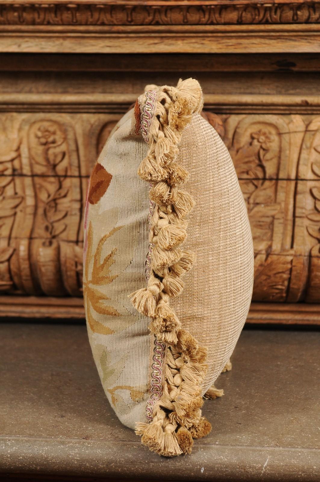 19th Century French Aubusson Woven Tapestry Pillow with Floral Décor and Tassels For Sale 4