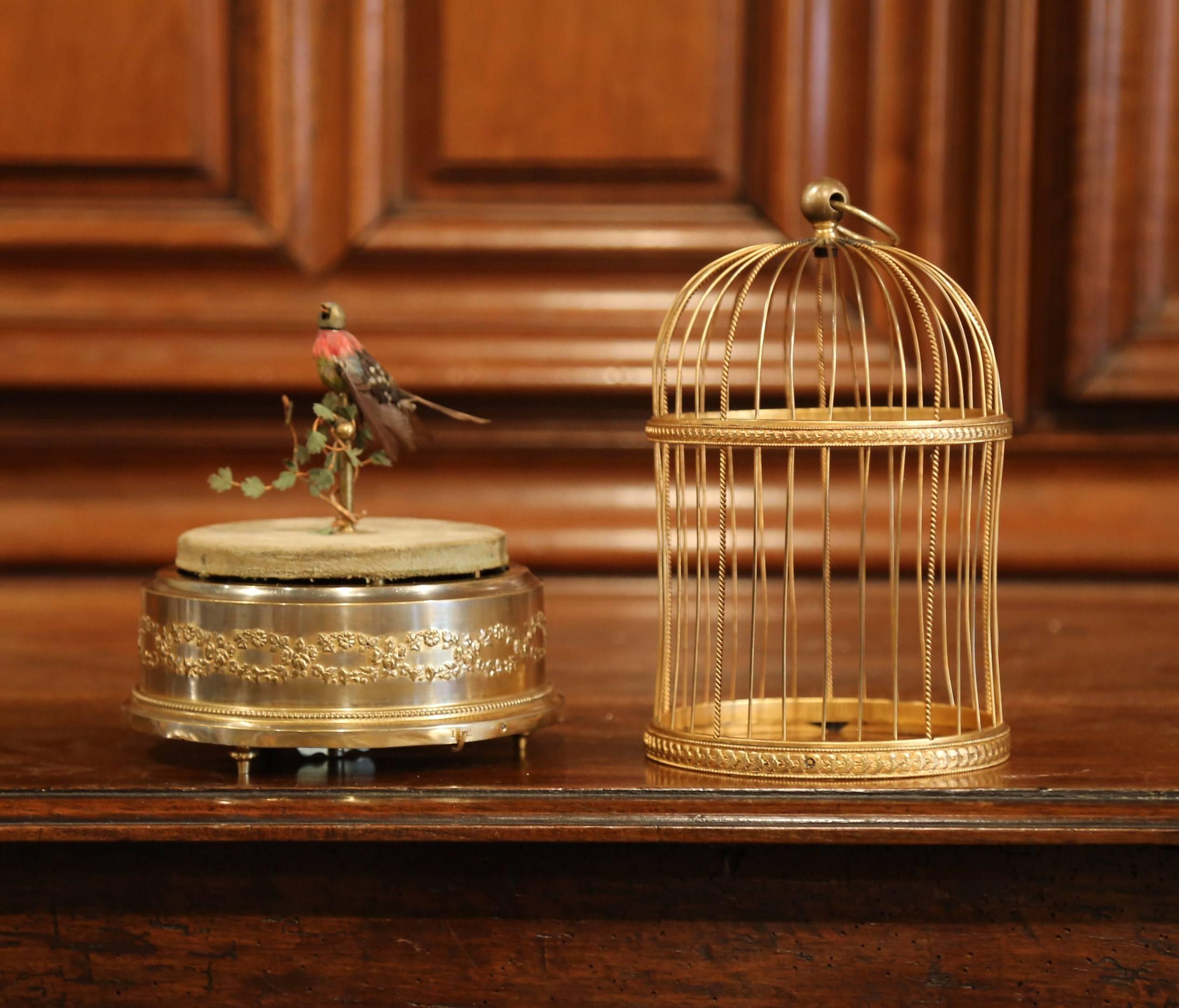 19th Century French Automaton Singing Bird in Brass Cage In Excellent Condition In Dallas, TX