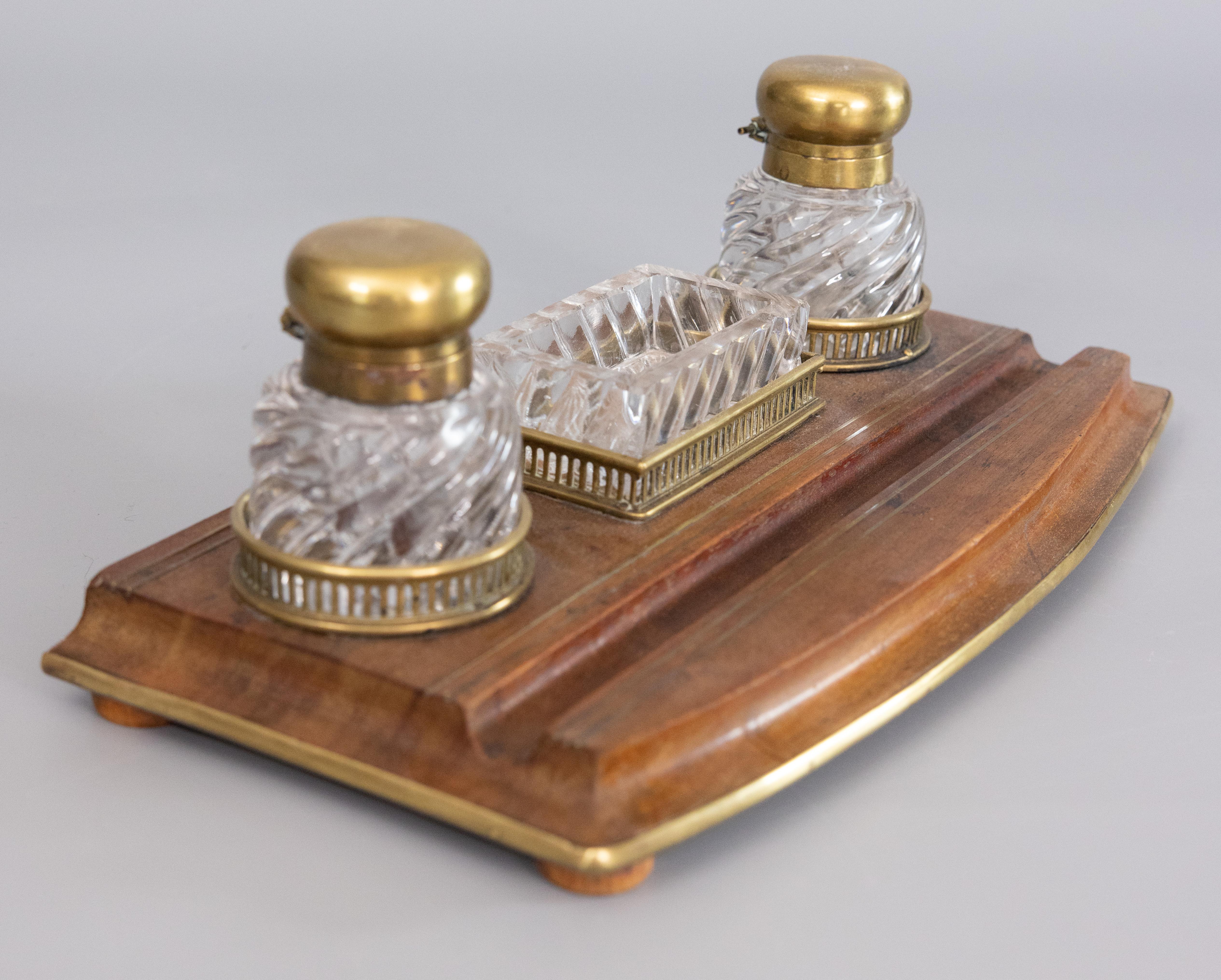 A fine 19th-century French Baccarat crystal and oak double inkwell and pen tray desk set. Signed 