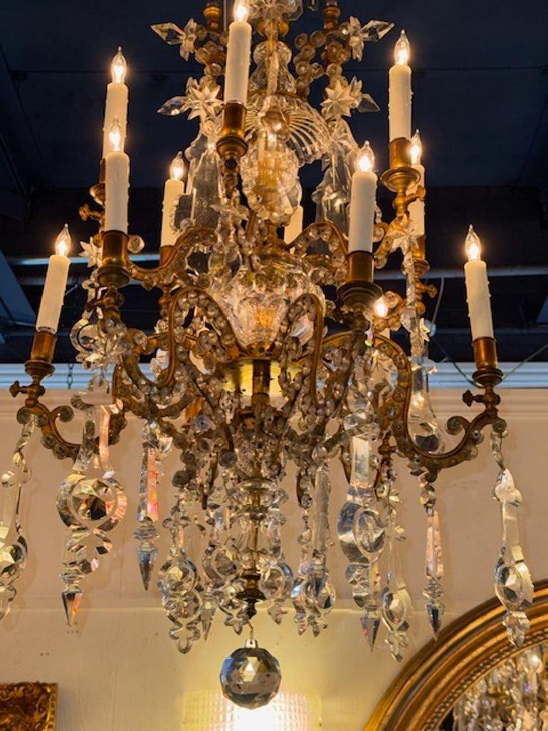Lampadario a due piani in stile Baccarat francese del XIX secolo in vendita 2
