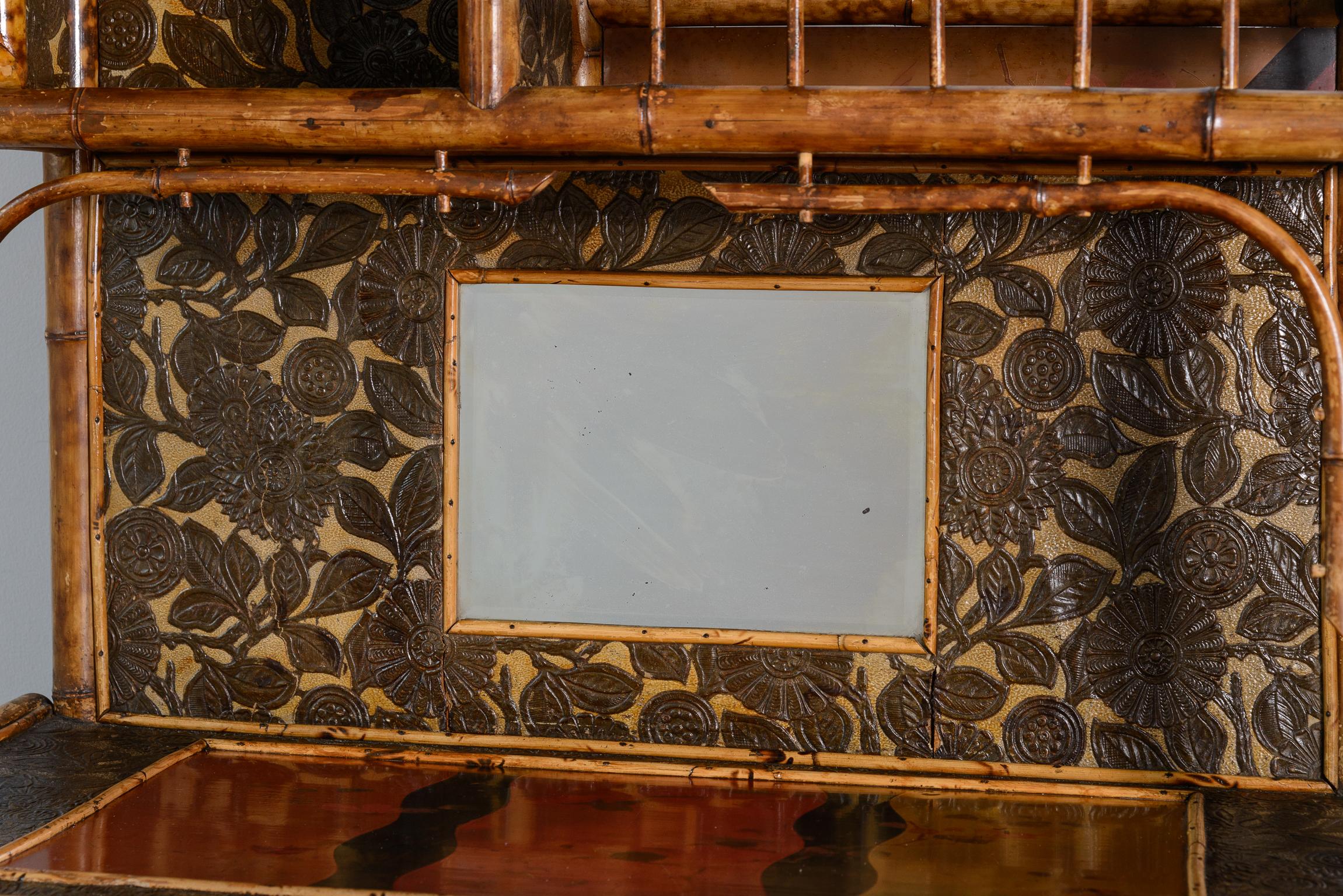 Am 19. Jahrhundert Französisch Bambus & Lack Kabinett Etagere im Angebot 3