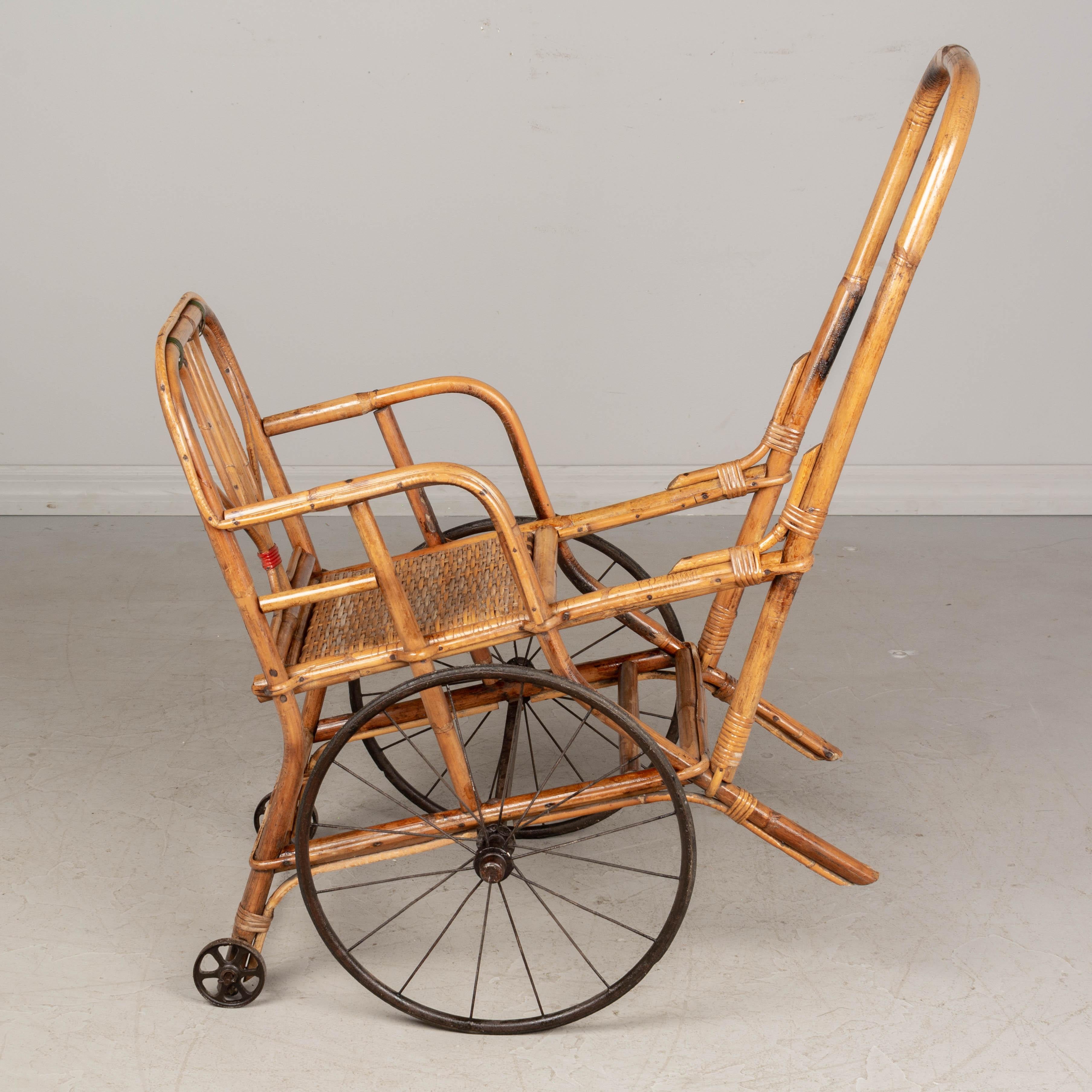 19th Century French Bamboo & Rattan Baby Stroller For Sale 1