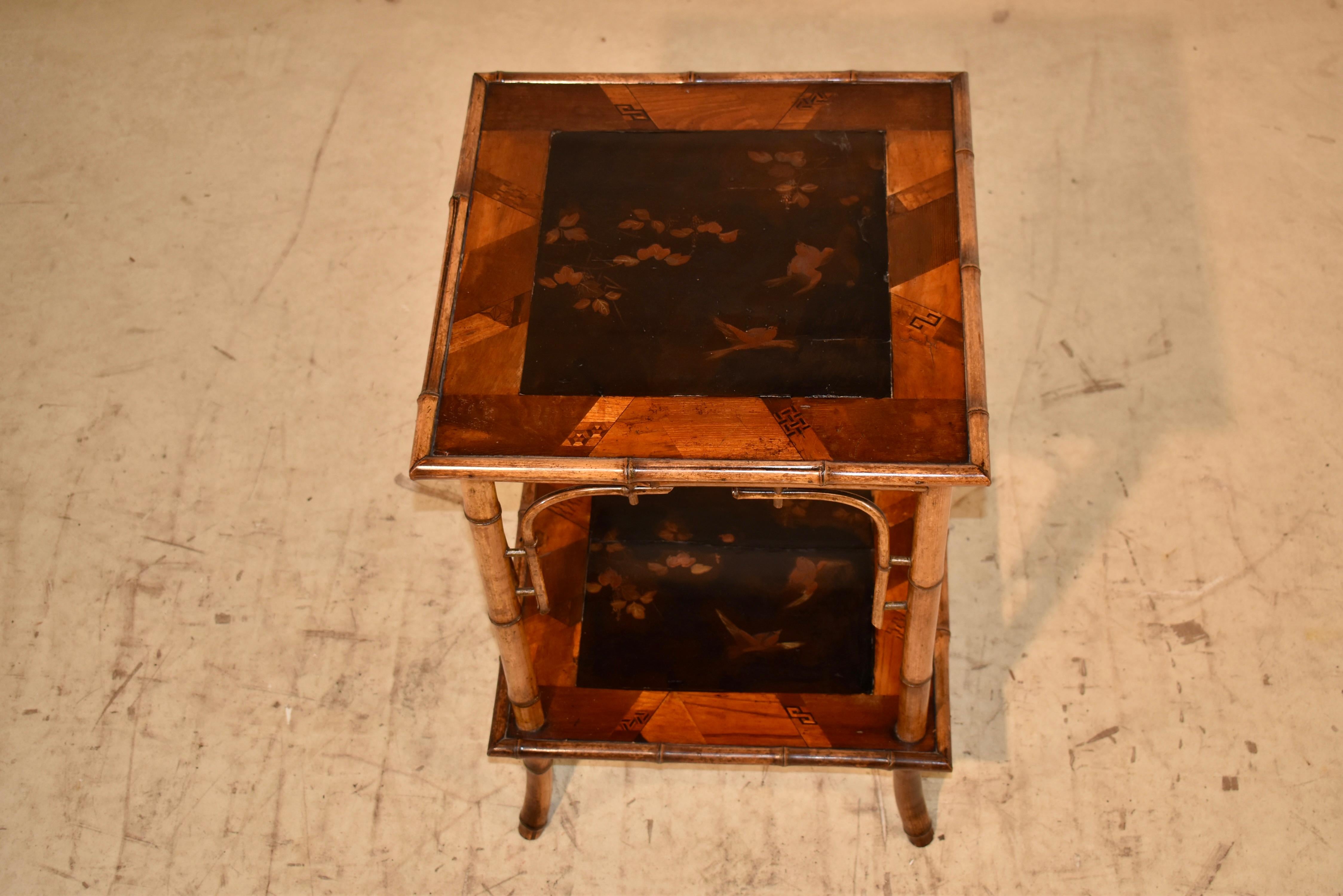 Table d'appoint en bambou du XIXe siècle en vente 3