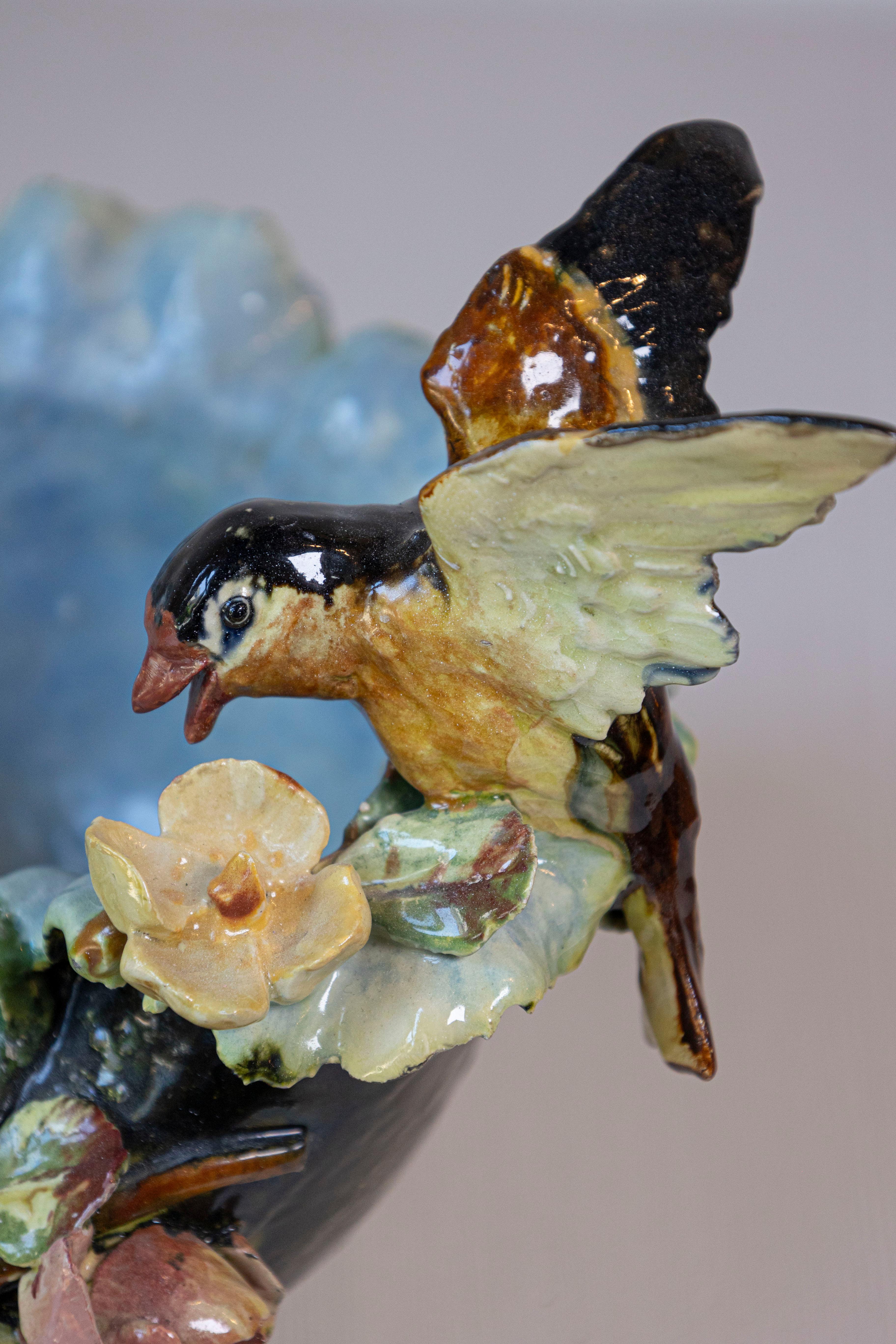 Bol couvert en Barbotine avec décor d'oiseaux et de nids d'oiseaux, 19e siècle, France en vente 3
