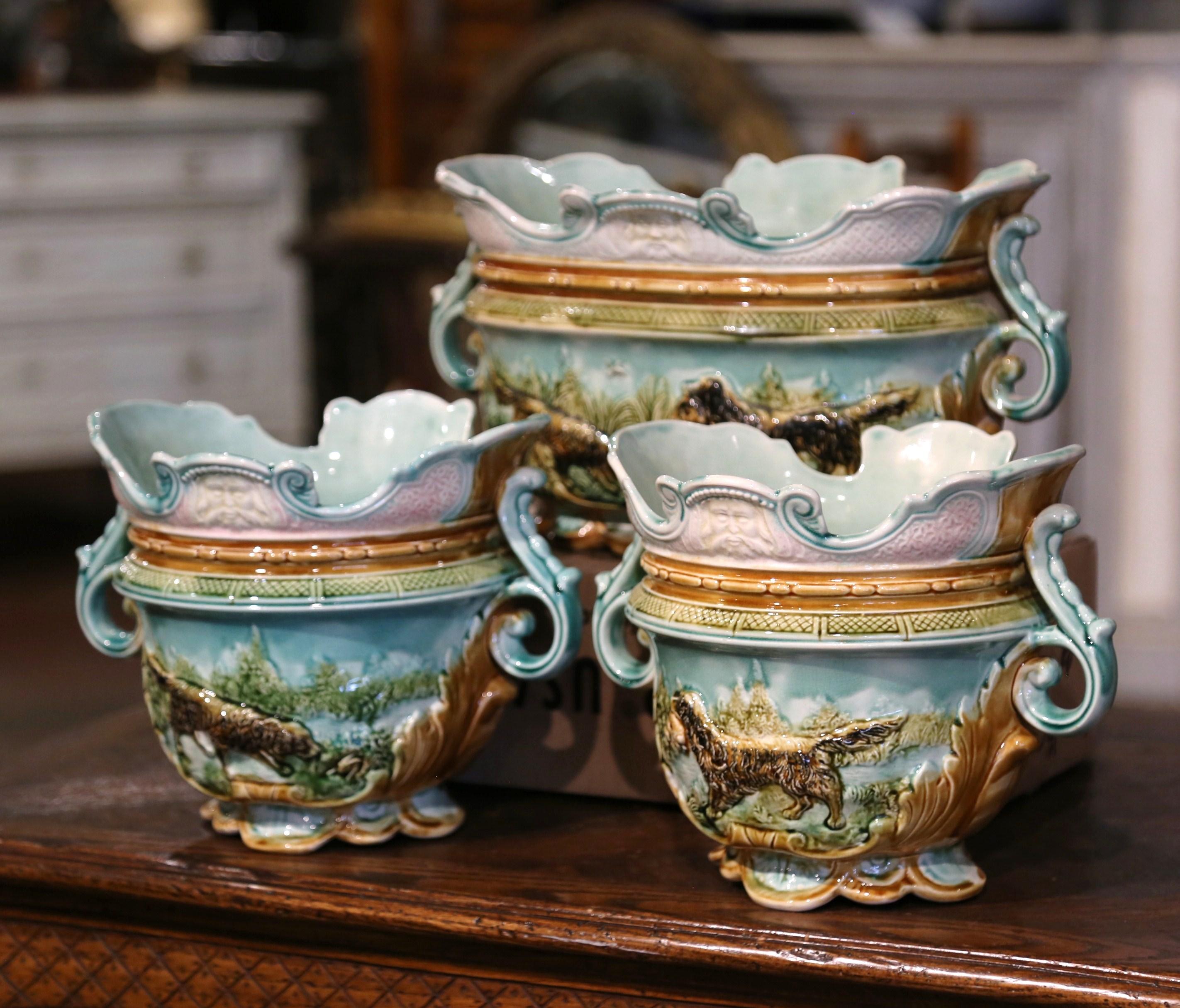 19th Century French Barbotine Hunt Motifs Cache Pots and Jardiniere, Set of 3 For Sale 3