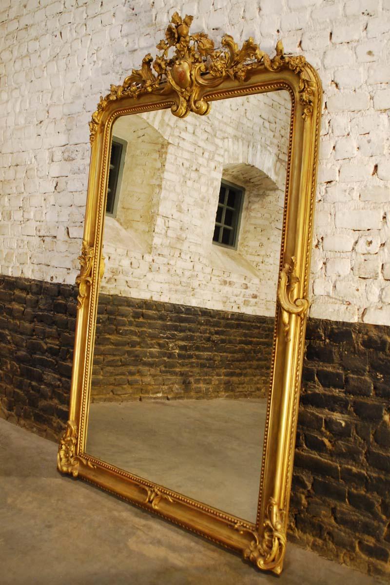 19th-century French Baroque gold gilt Louis Phillipe mirror with crest 1