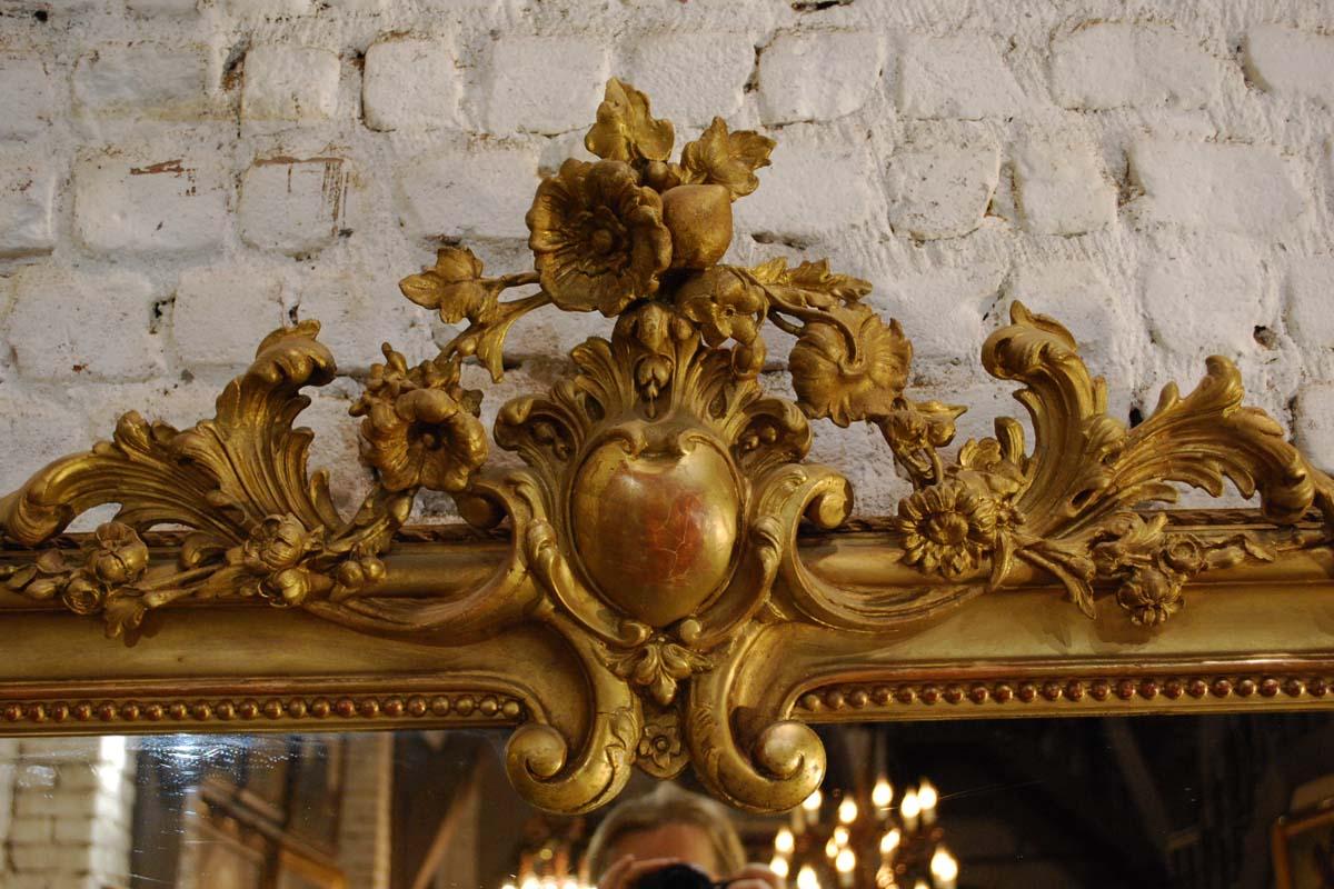 19th-century French Baroque gold gilt Louis Phillipe mirror with crest 5