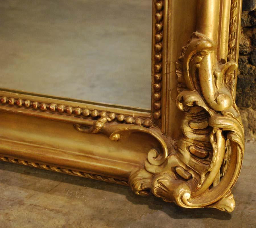 19th-century French Baroque gold gilt Louis Phillipe mirror with crest 11