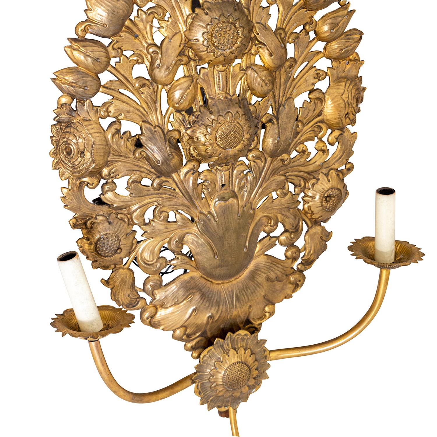 Metal 19th Century French Baroque Pair of Antique Gilded Brass Wall Appliques, Sconces For Sale